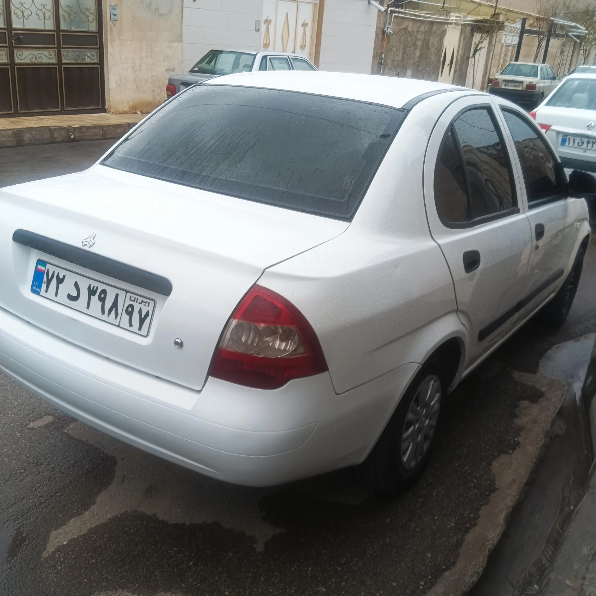 تیبا  صندوق دار 2