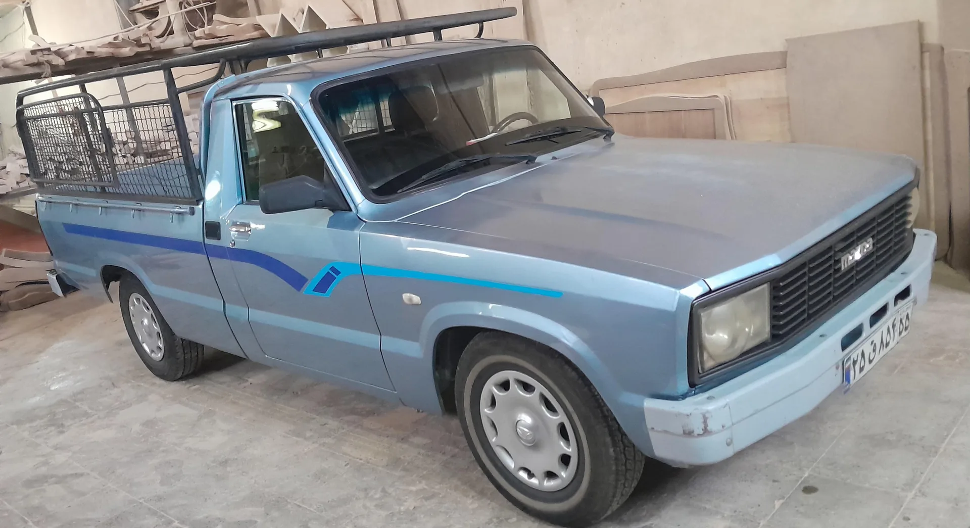 مزدا  وانت تک‌کابين 3