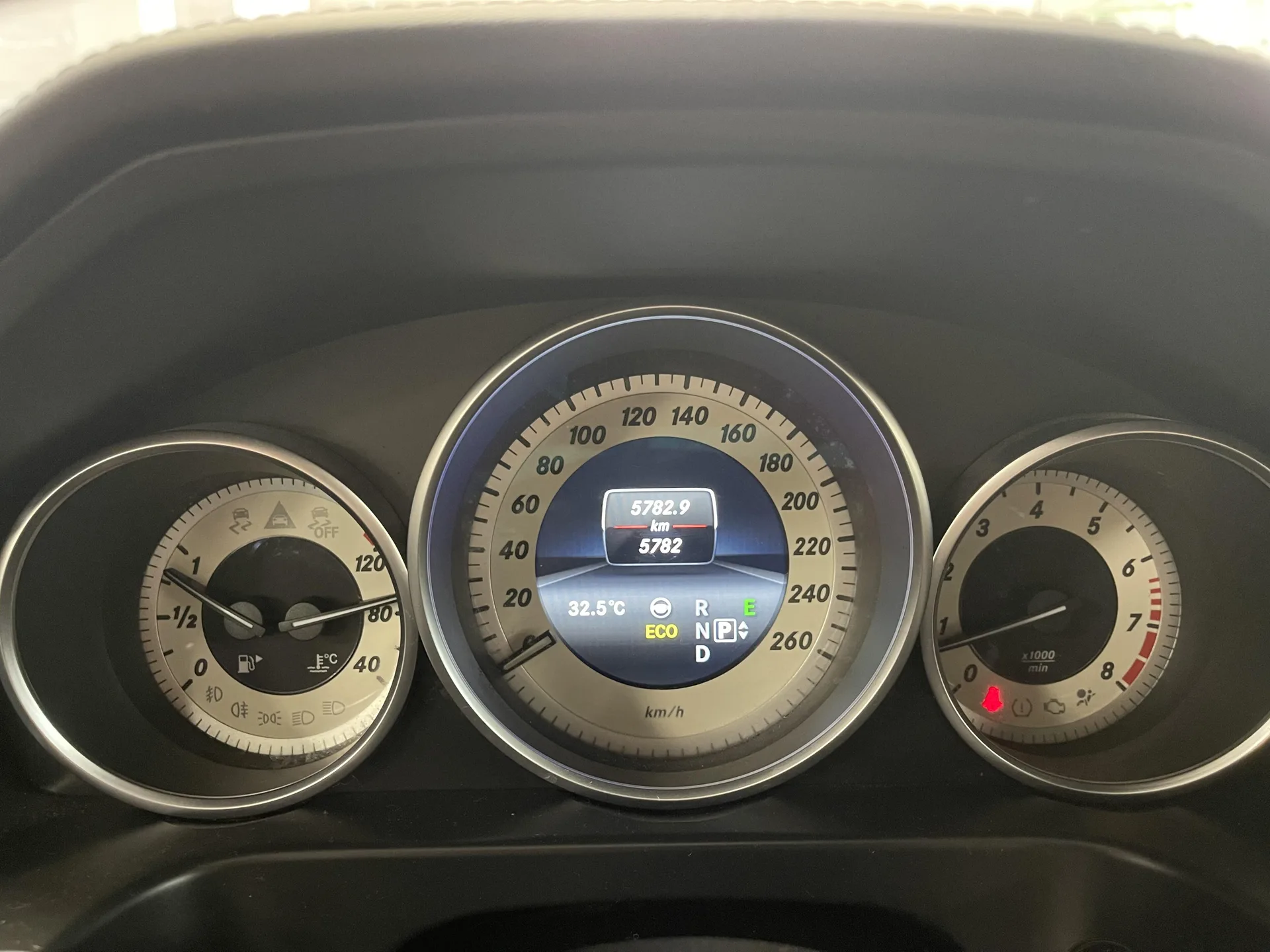 بنز  کلاس E 9