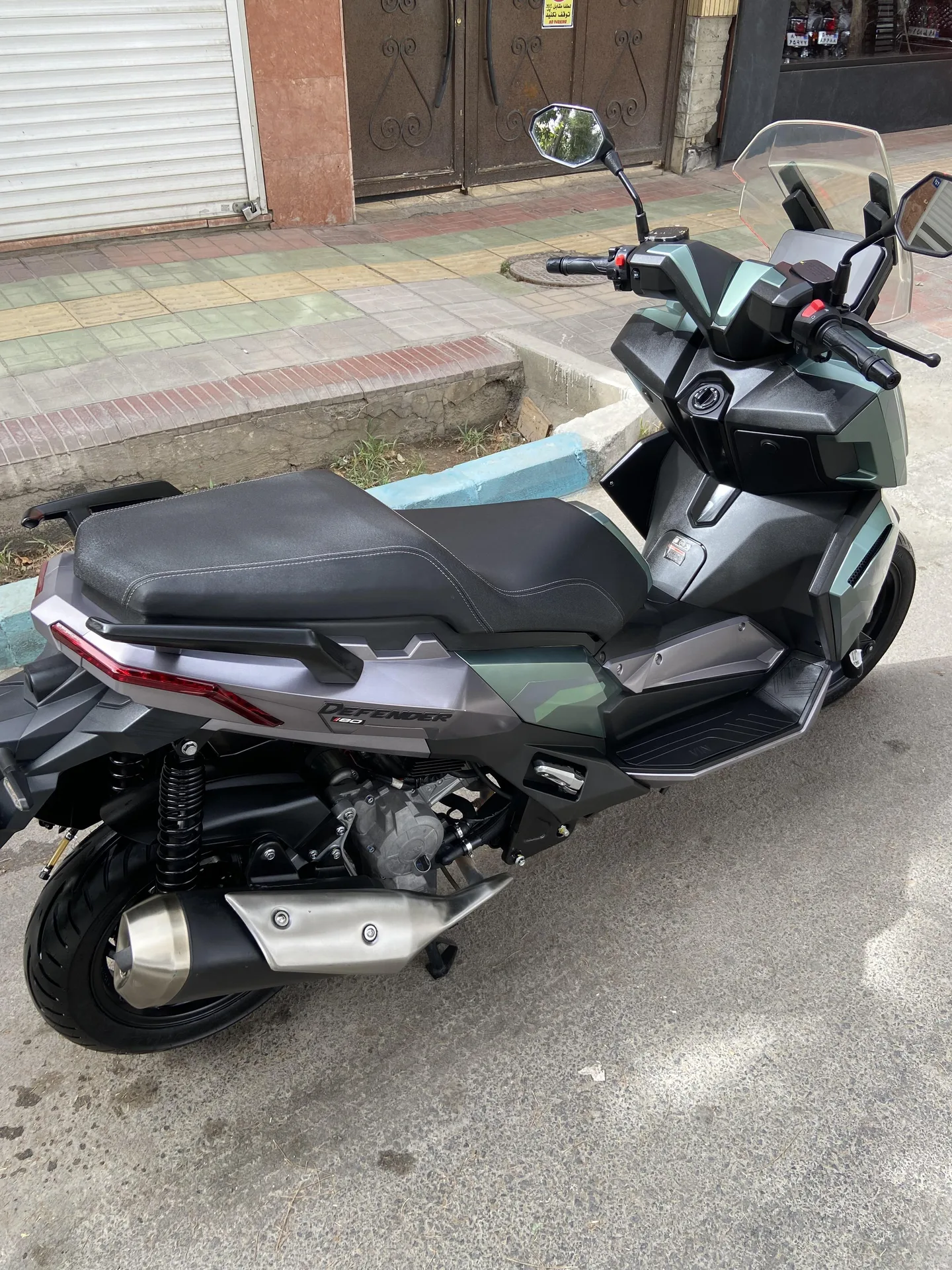 تارو  دیفندر 180 3