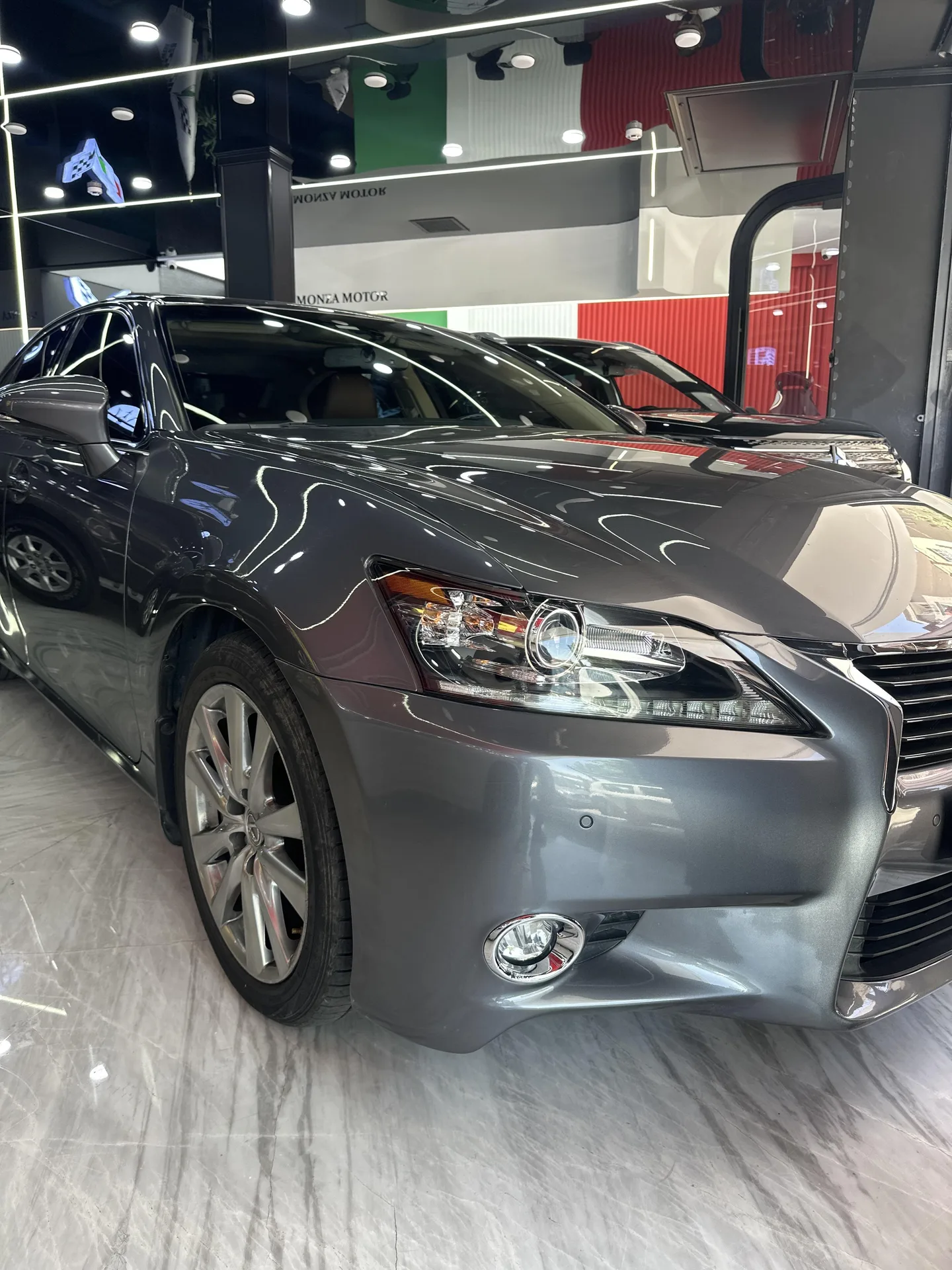 لکسوس GS