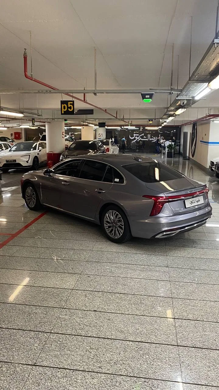 هونگچی  H5 2