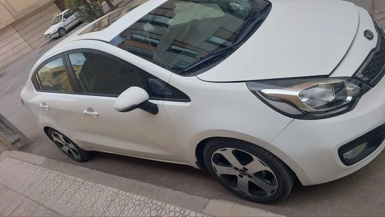 کیا  ریو سدان 3