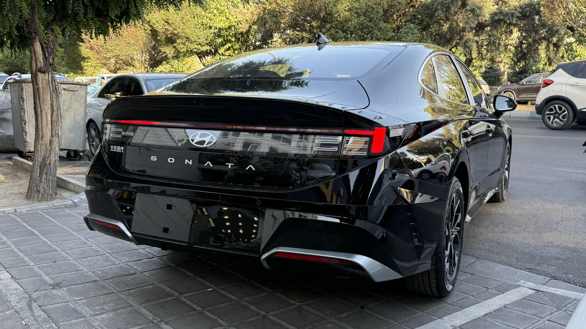 هیوندای  سوناتا 4