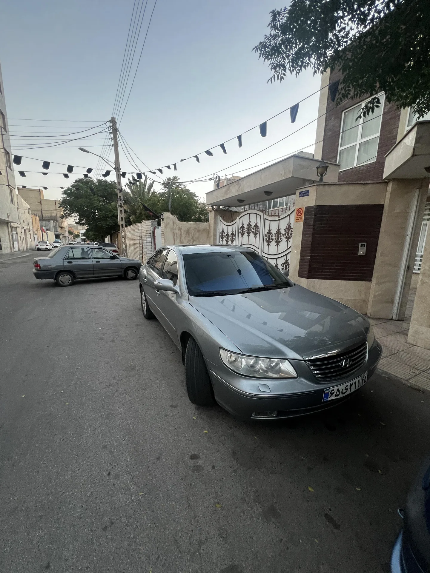 هیوندای آزرا (گرنجور)