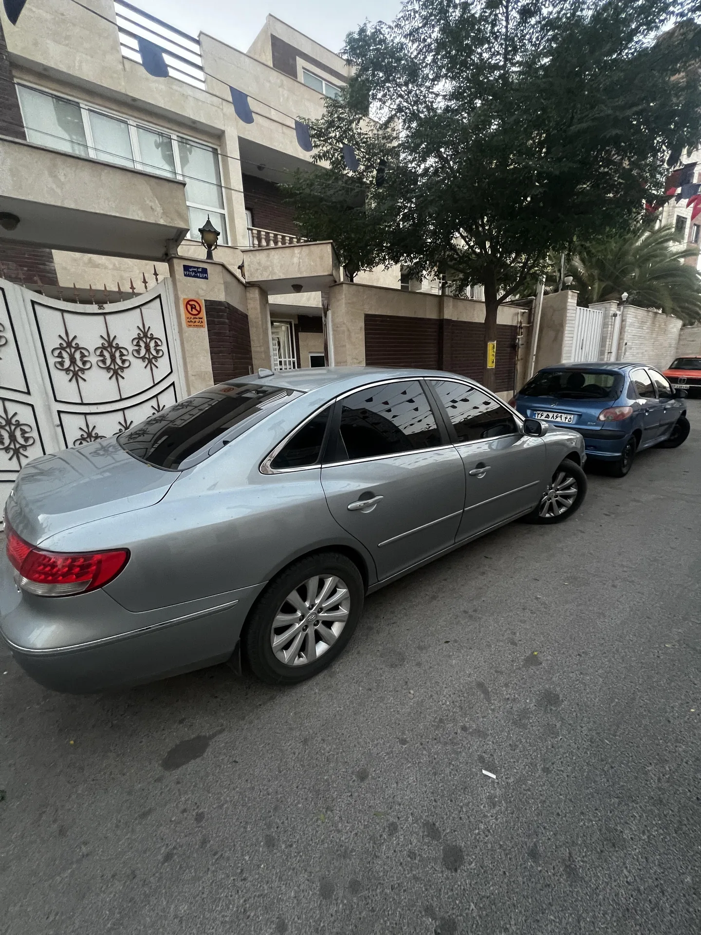 هیوندای  آزرا (گرنجور) 3