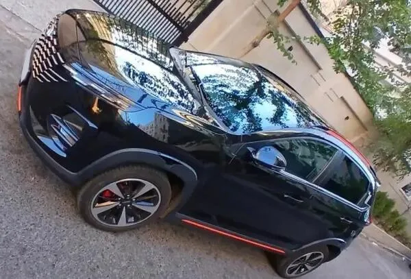 ام وی ام  X33 کراس