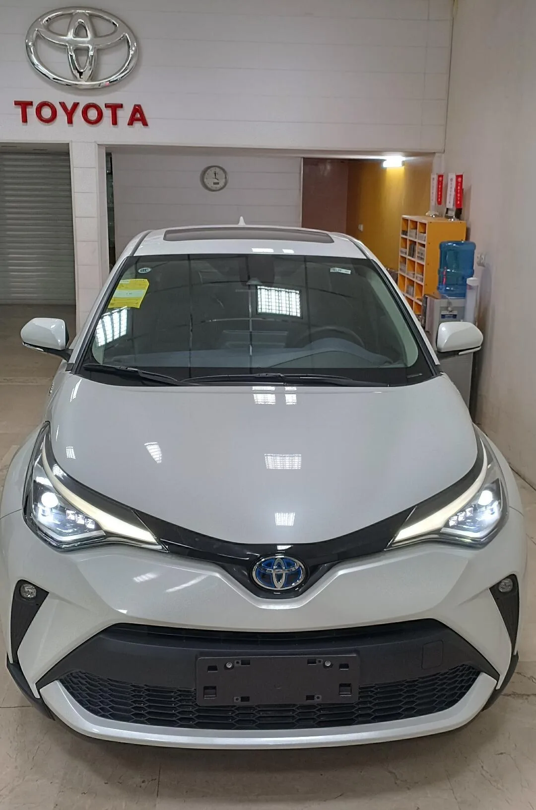 تویوتا  C-HR هیبرید 2