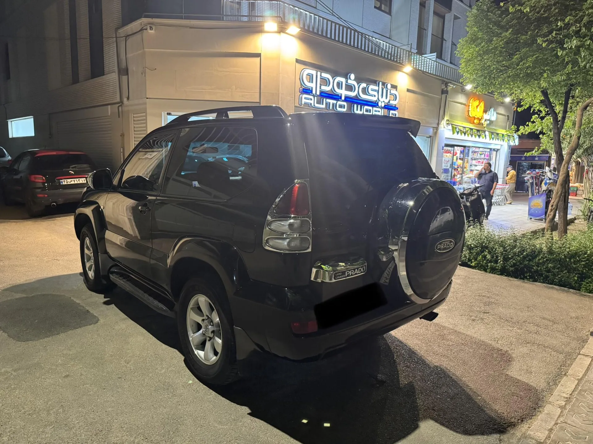 تویوتا  پرادو دو در 6