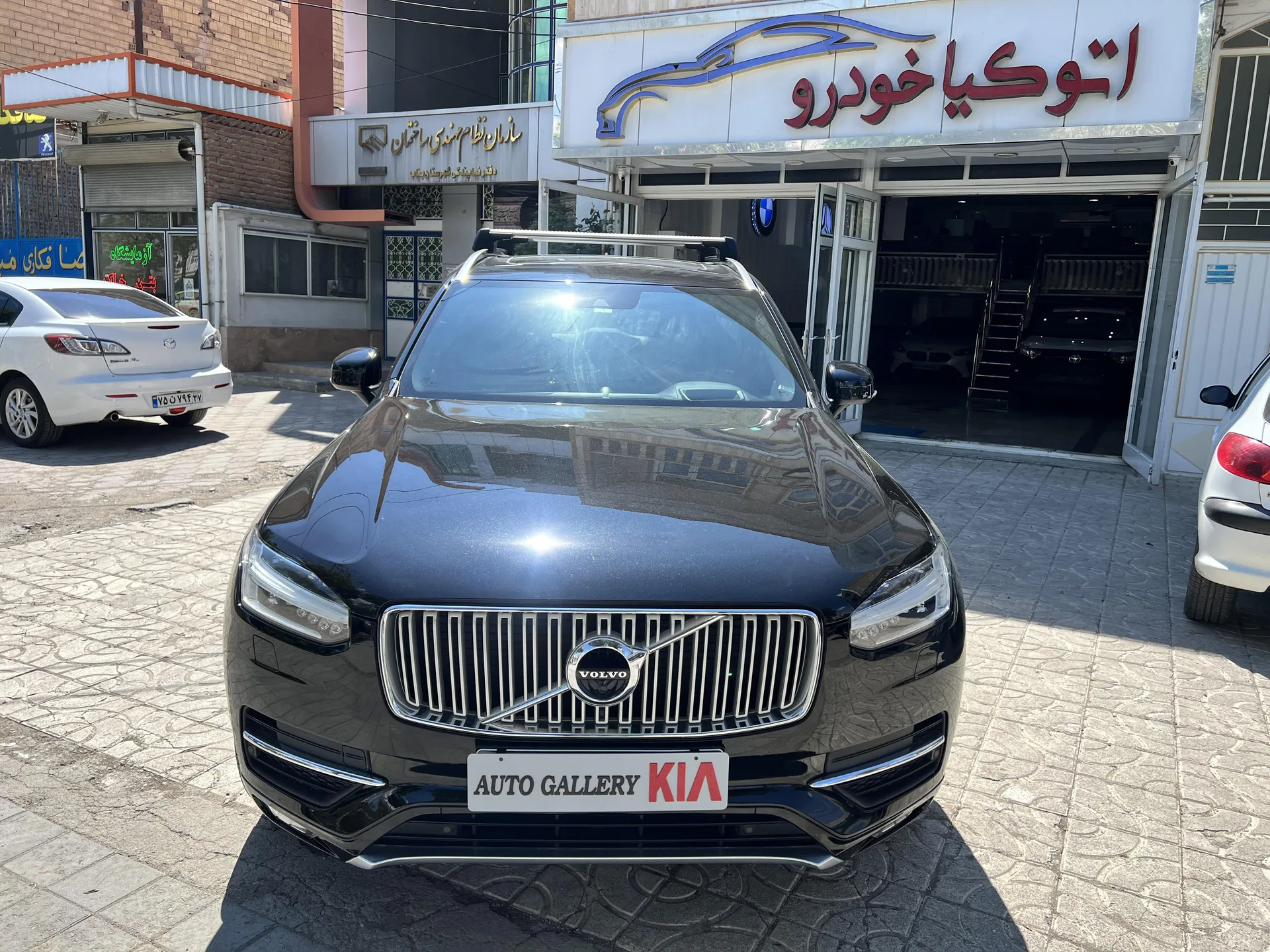 ولوو  XC90 3