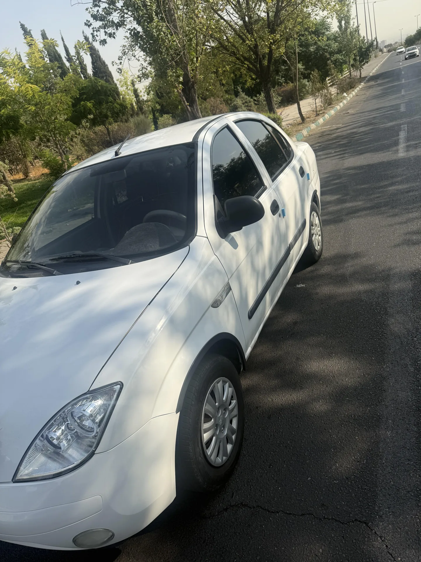 تیبا  صندوق دار 3