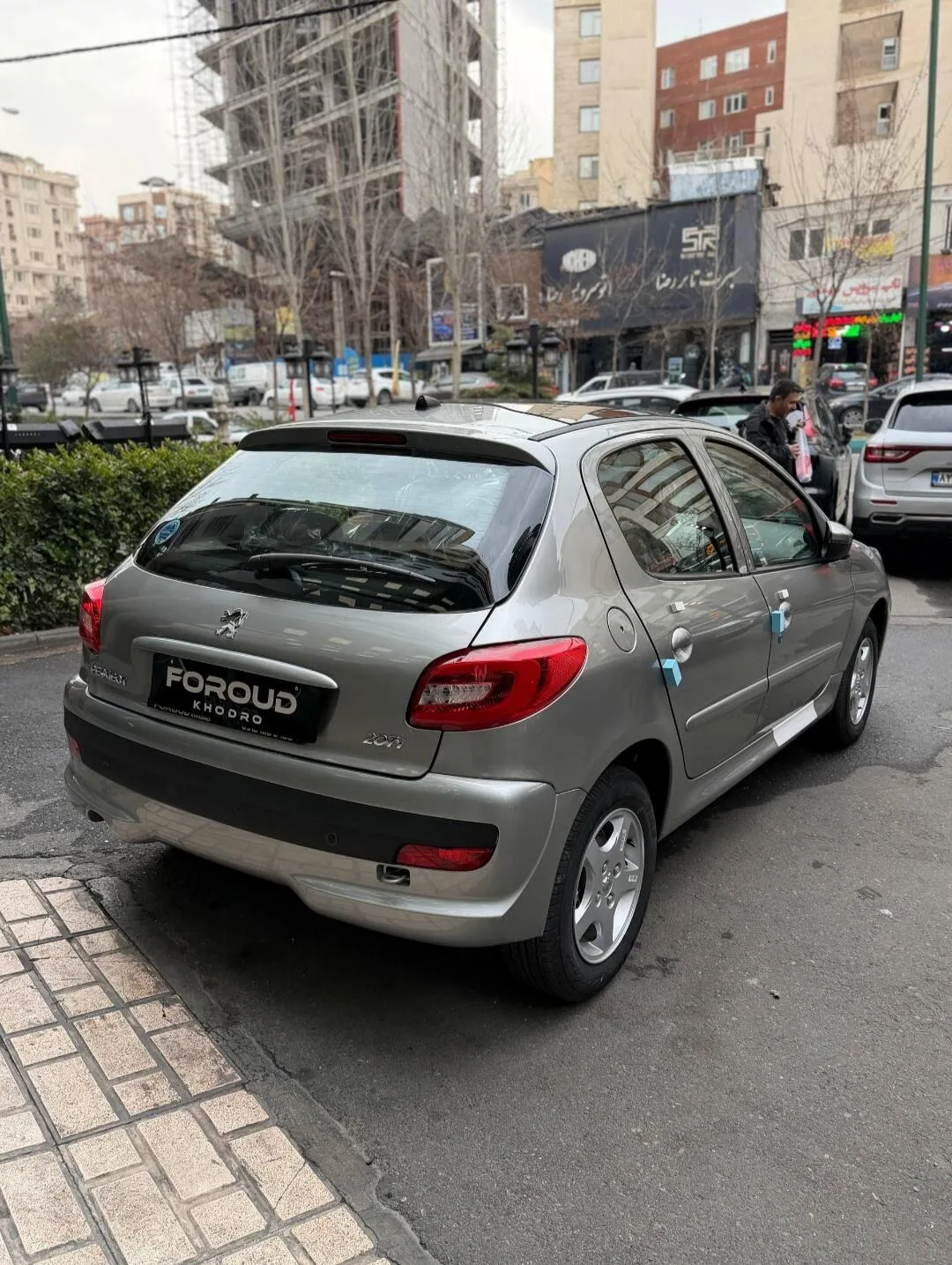پژو  207 5