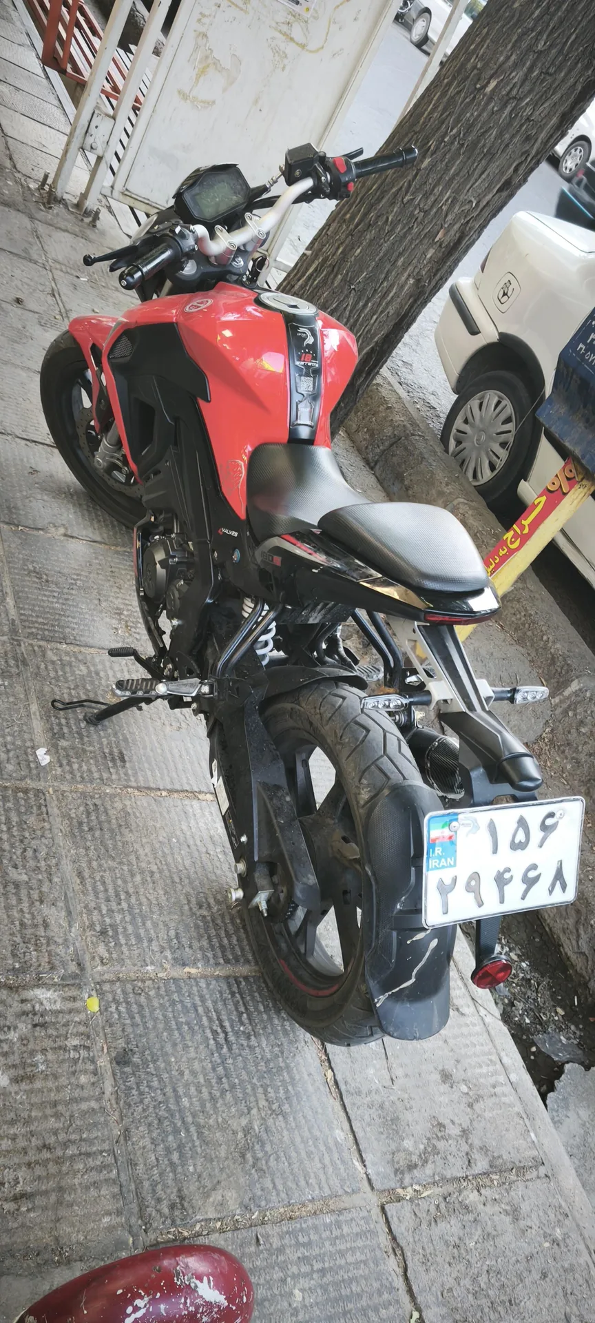 بنلی TNT 180S