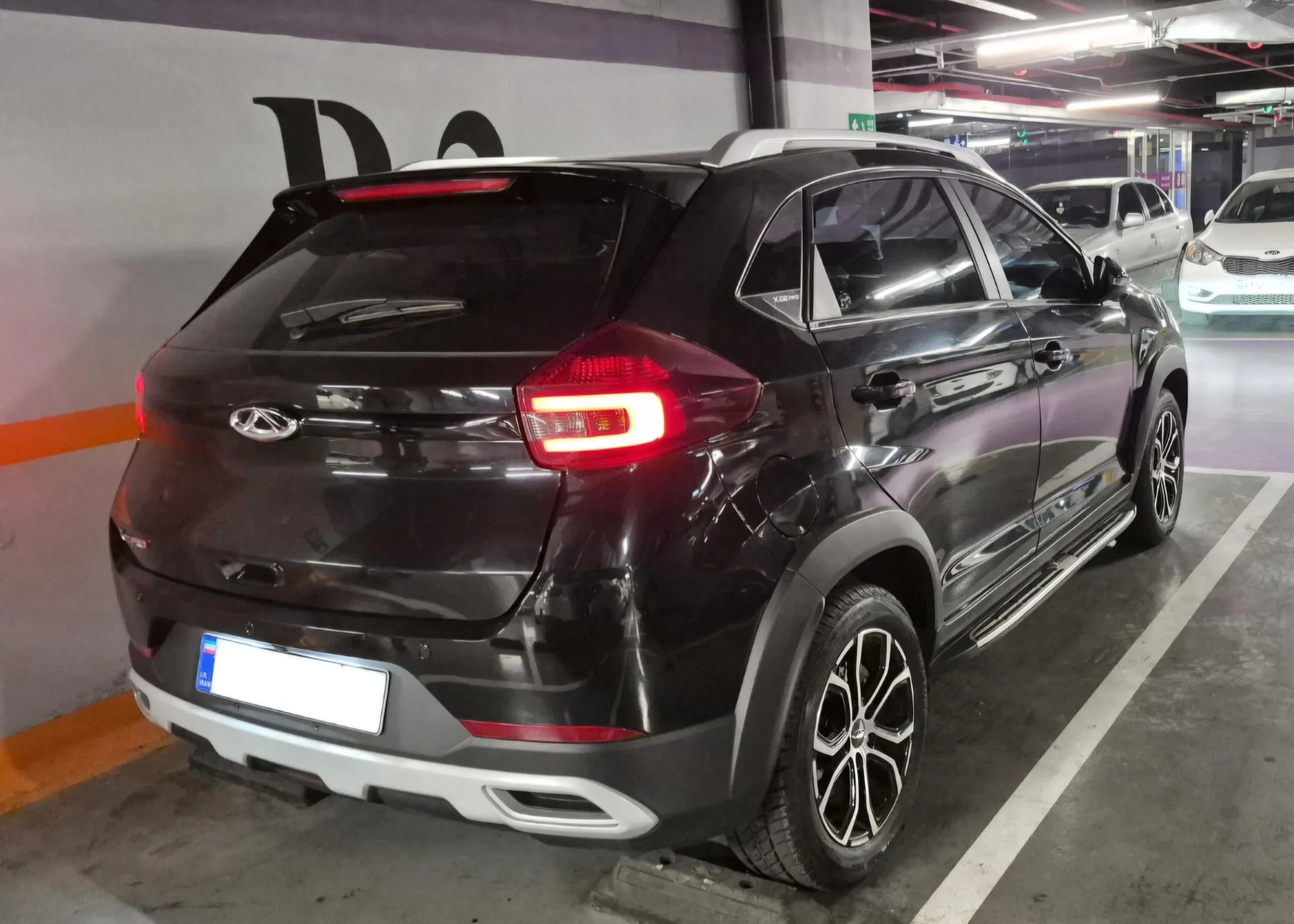 ام وی ام  X22 PRO 4