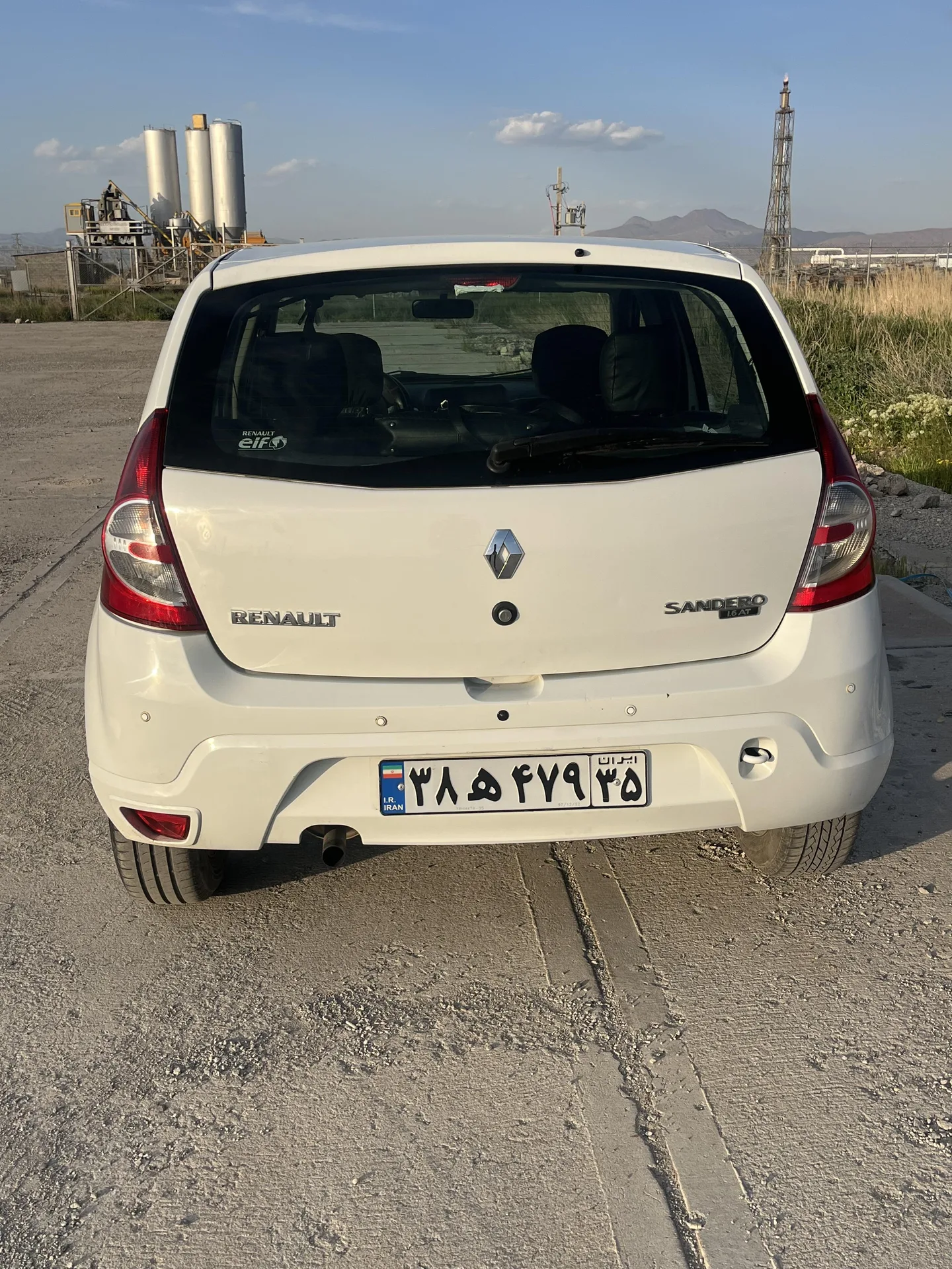 رنو  ساندرو 3