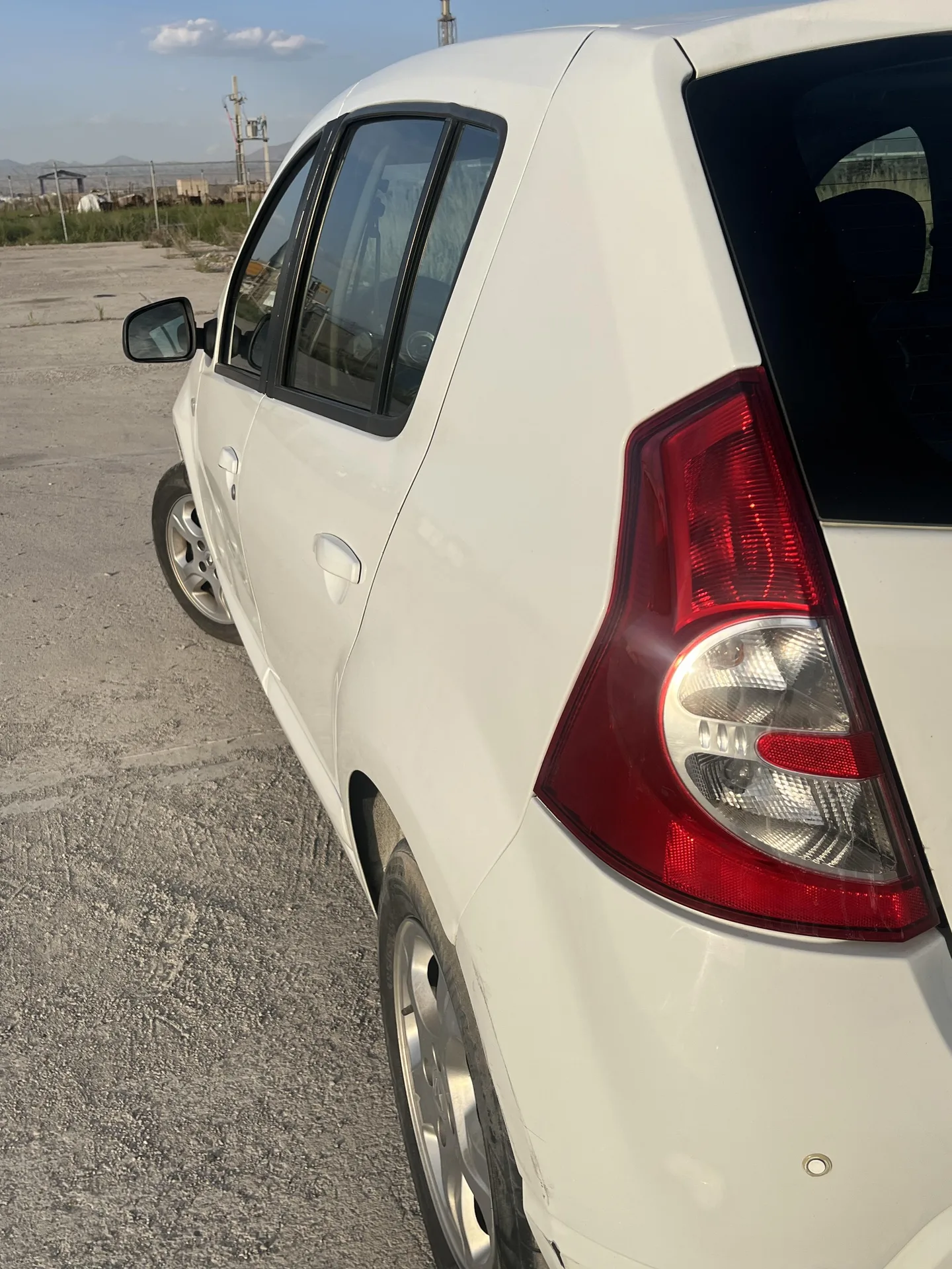 رنو  ساندرو 4