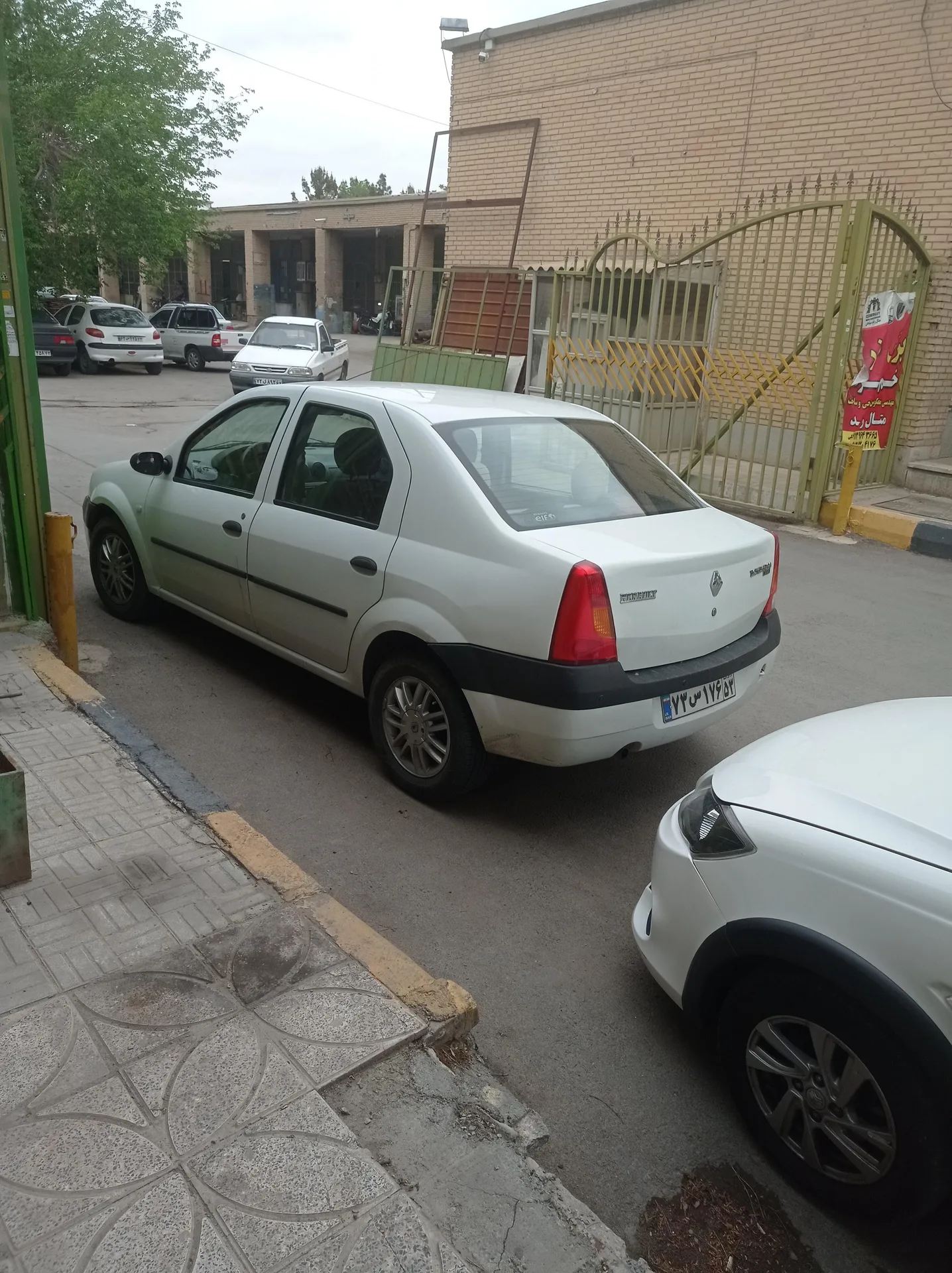 رنو تندر 90
