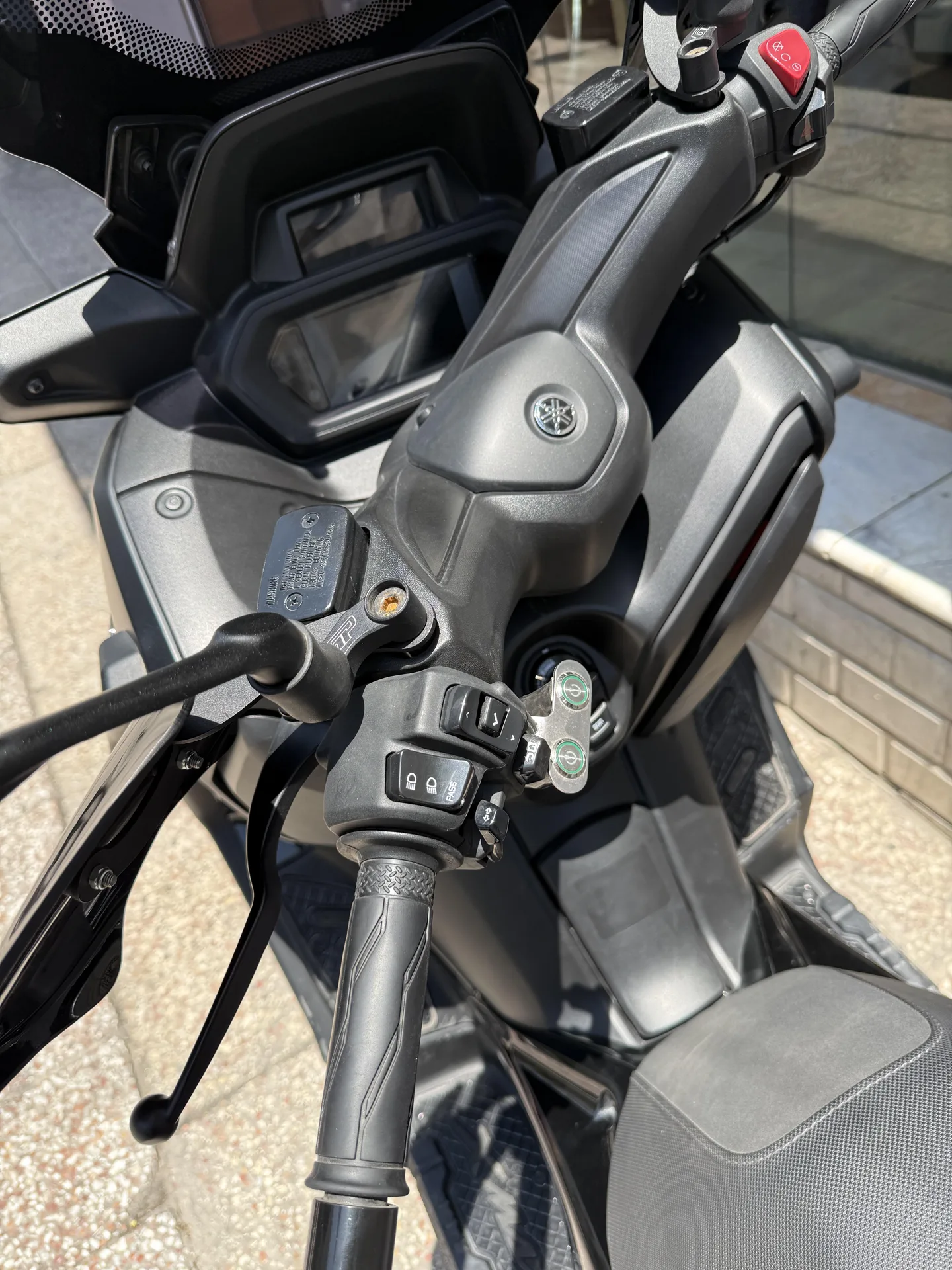 یاماها  XMAX 250 2
