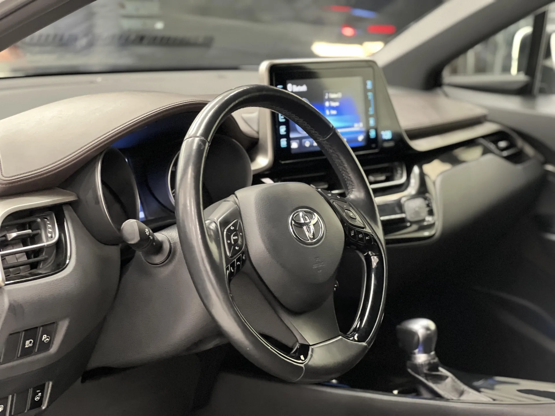 تویوتا  C-HR هیبرید 5