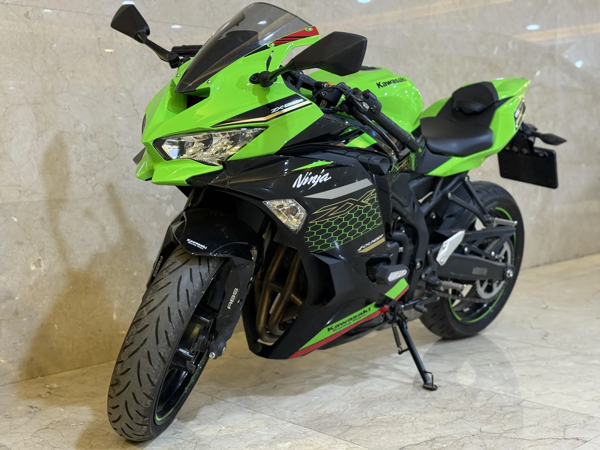 کاوازاکی نینجا ZX-25R