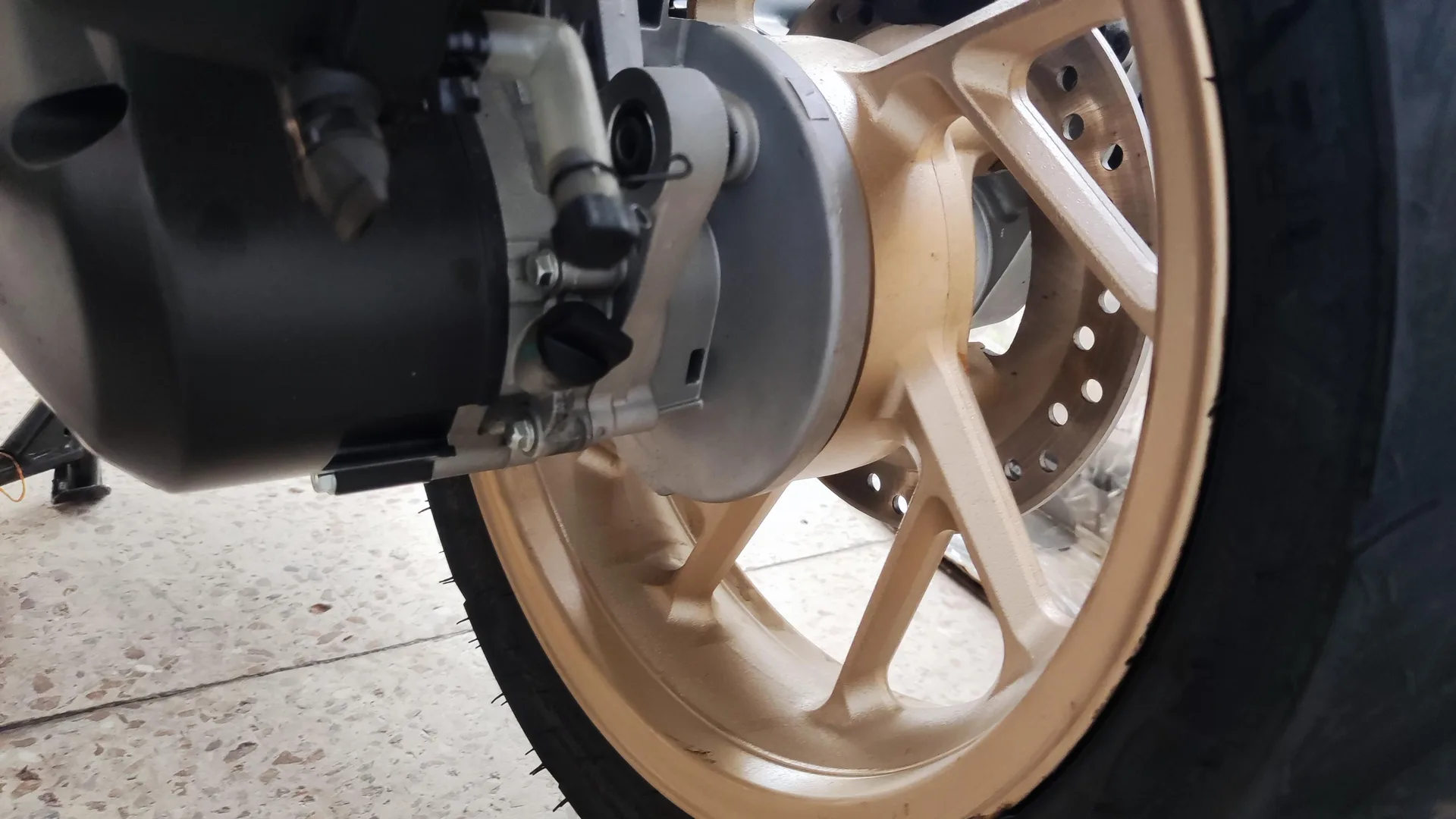 نیرو موتور شیراز  گلکسی CL170 9