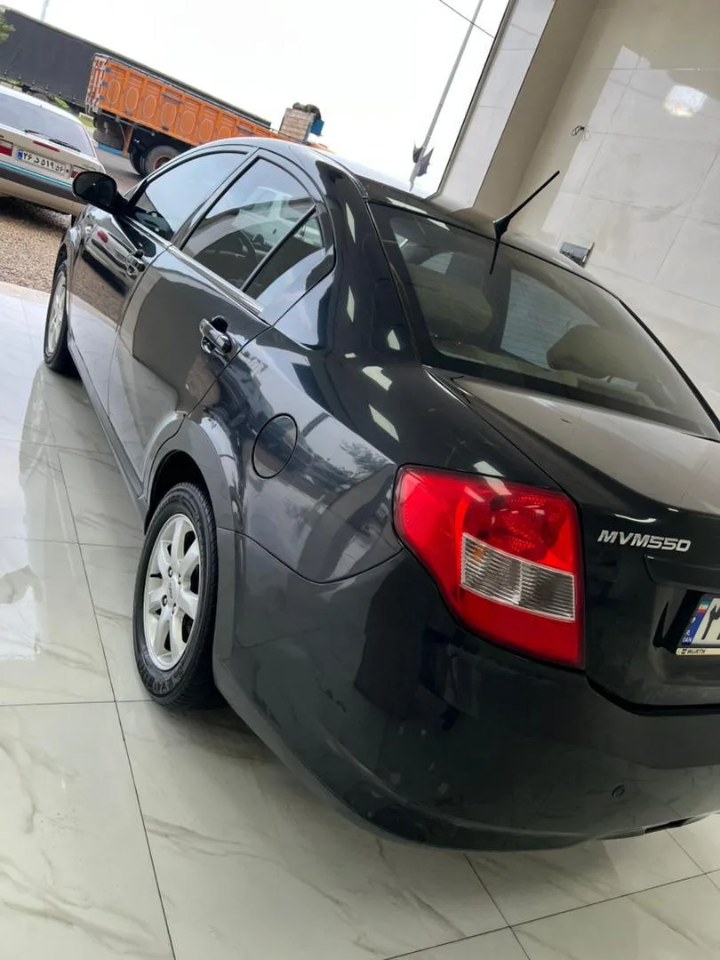 ام وی ام  550 2