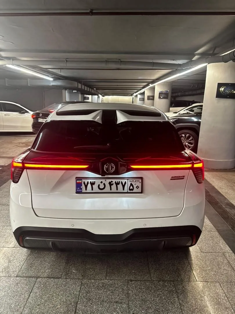 ام جی  4ev 3