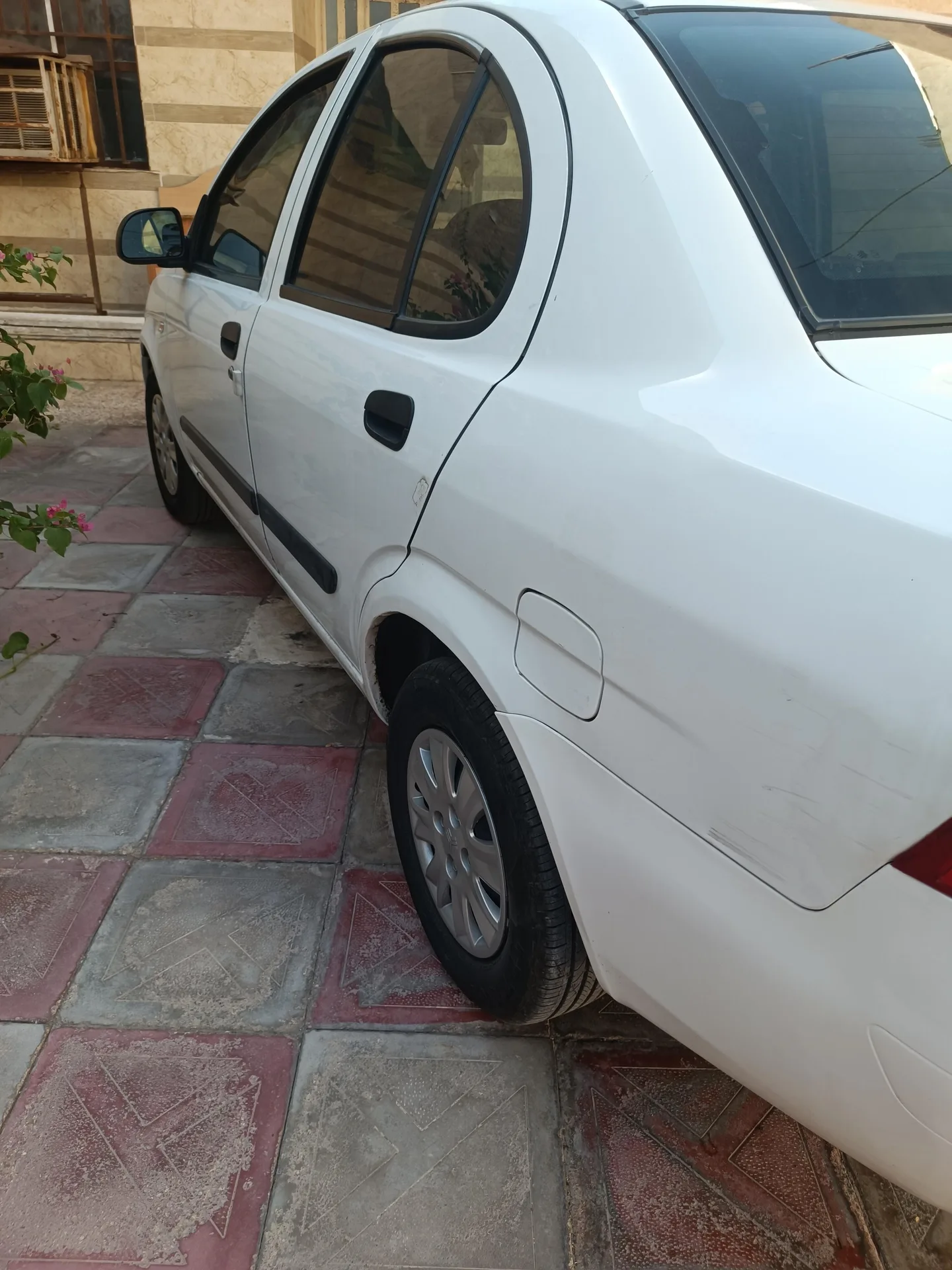 تیبا  صندوق دار 3