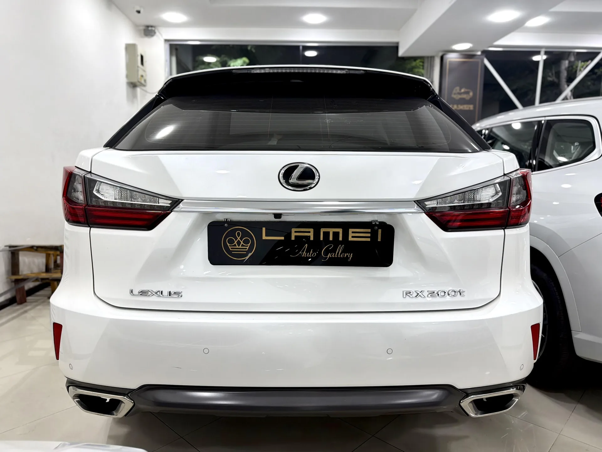 لکسوس  RX 2
