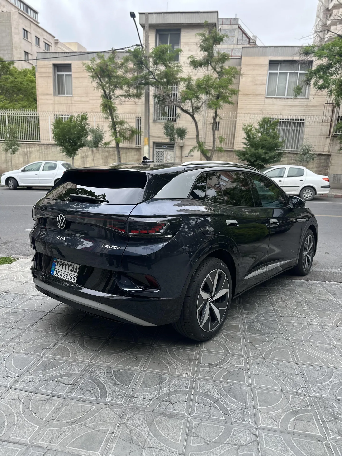 فولکس  ID.4 Crozz 2