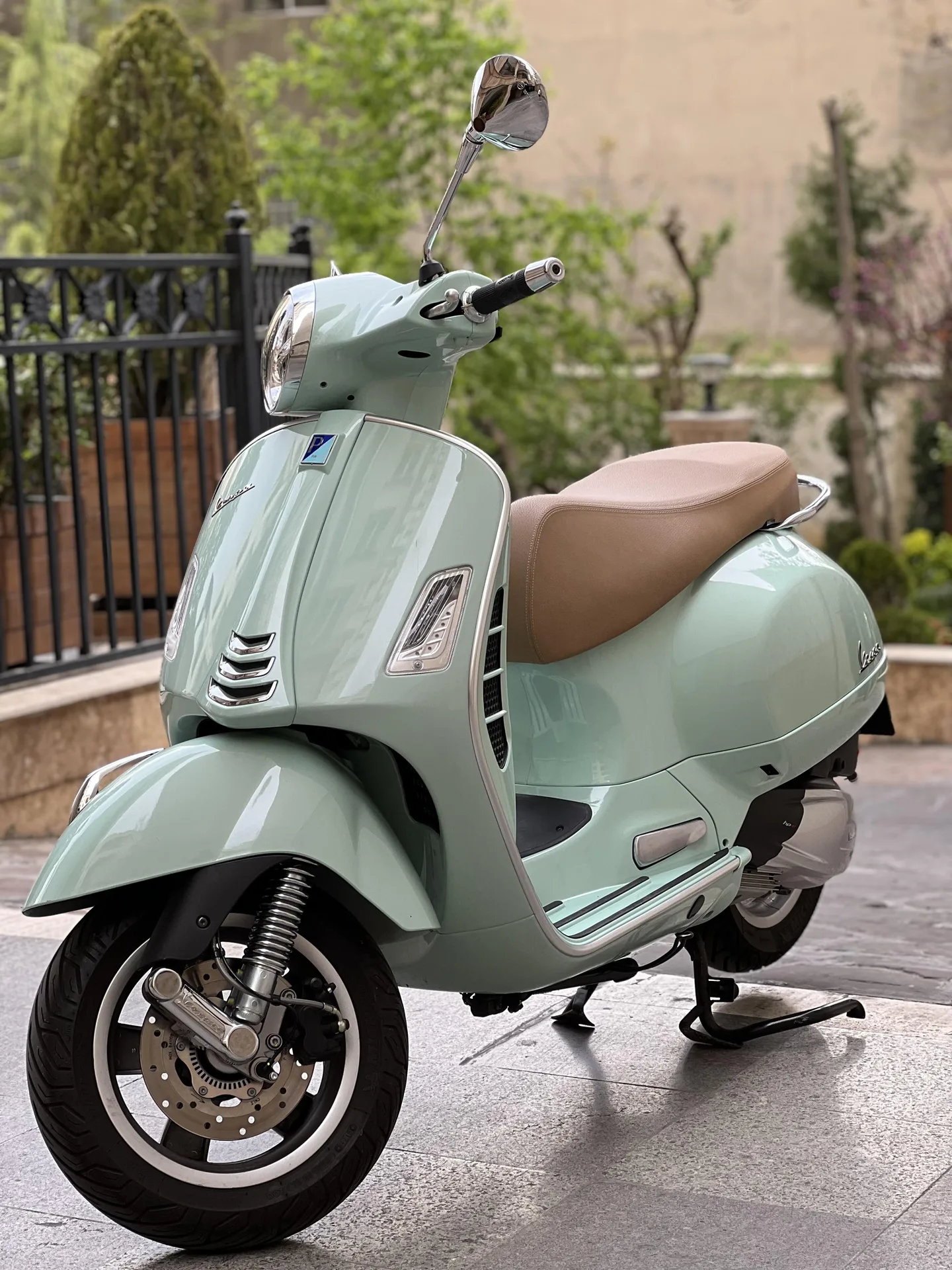 وسپا  جی تی اس 250 4