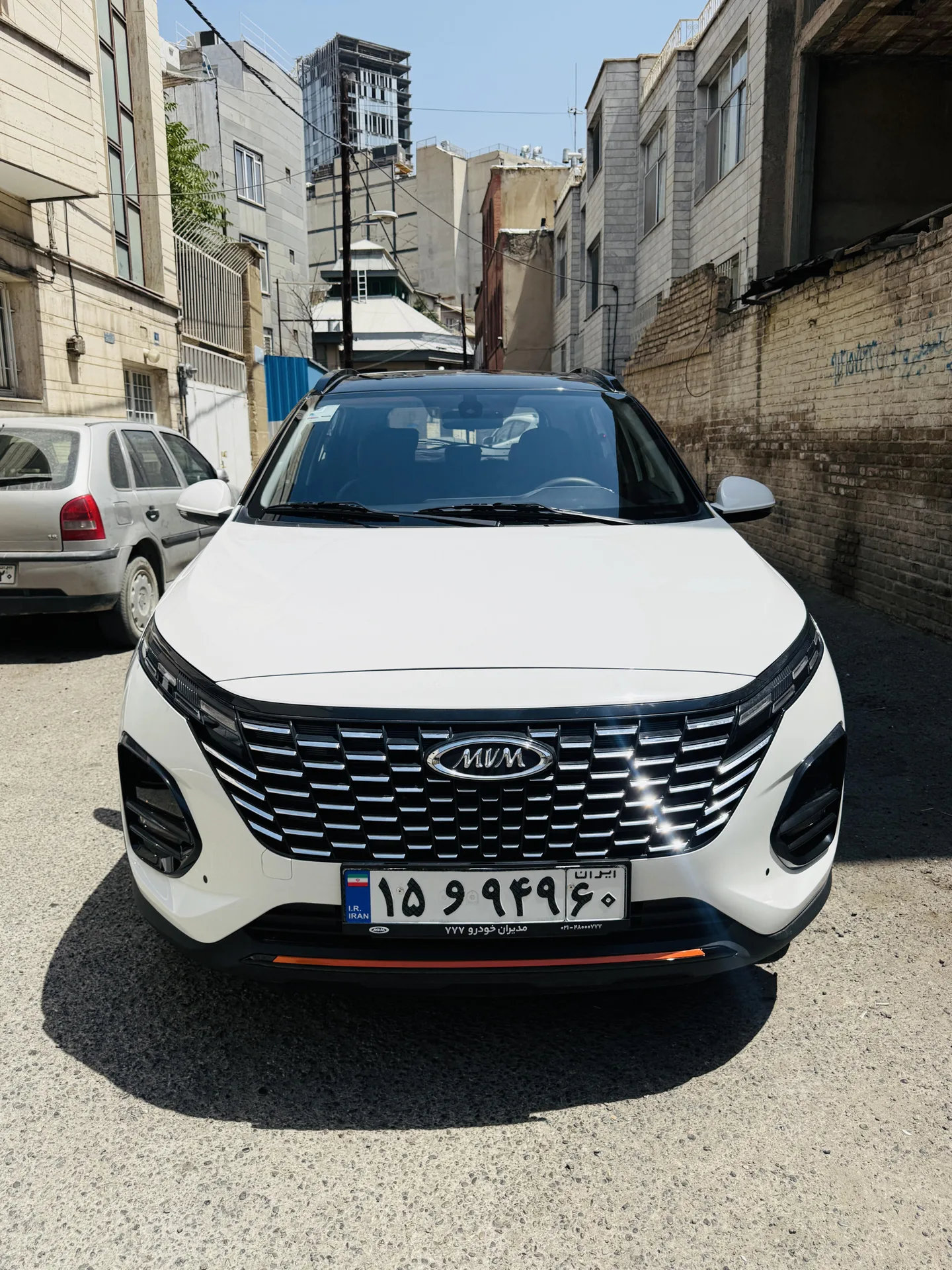 ام وی ام X33 کراس