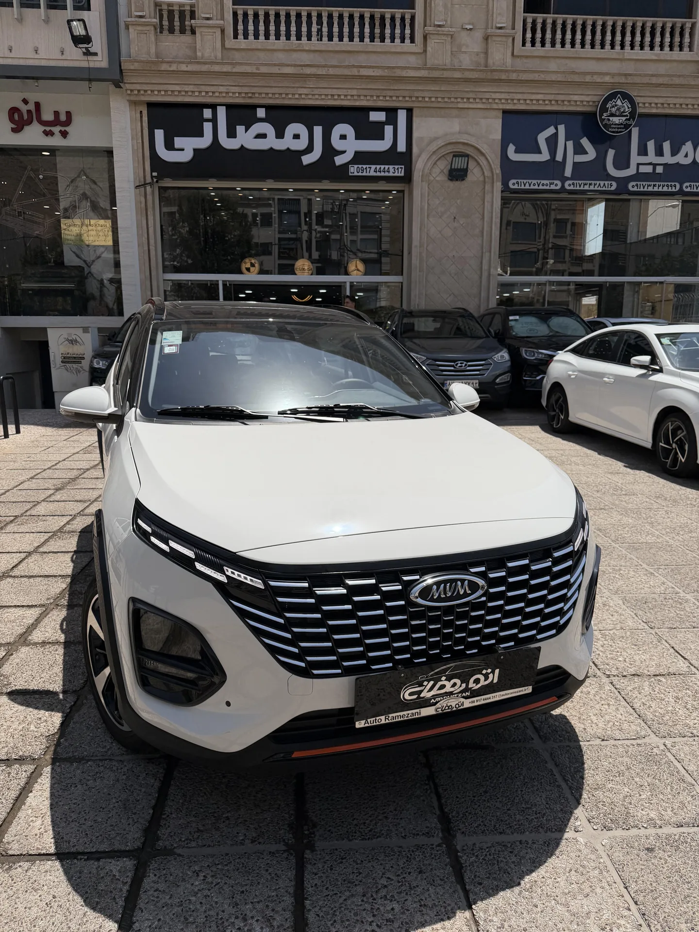 ام وی ام X33 کراس