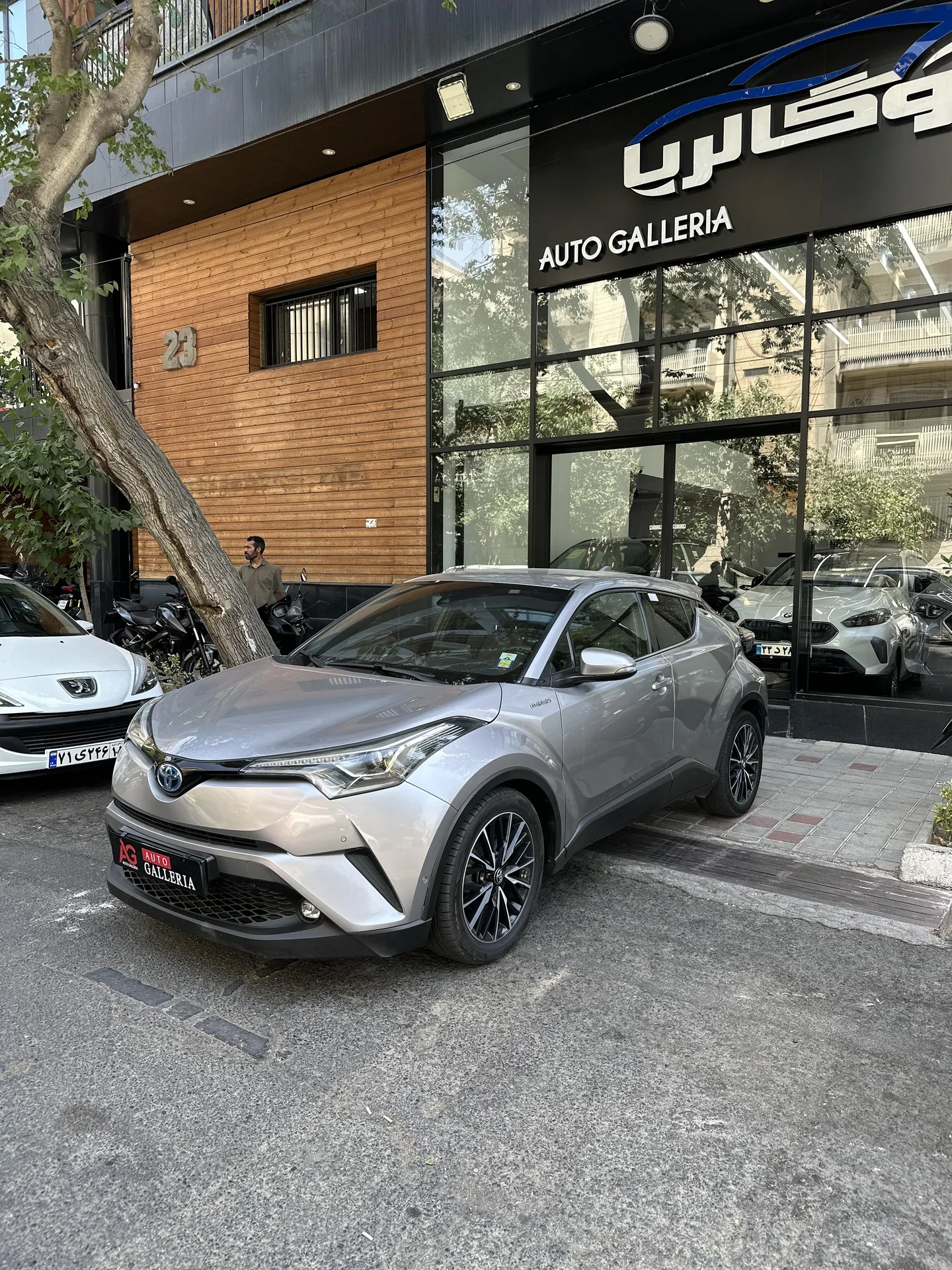 تویوتا  C-HR هیبرید 4