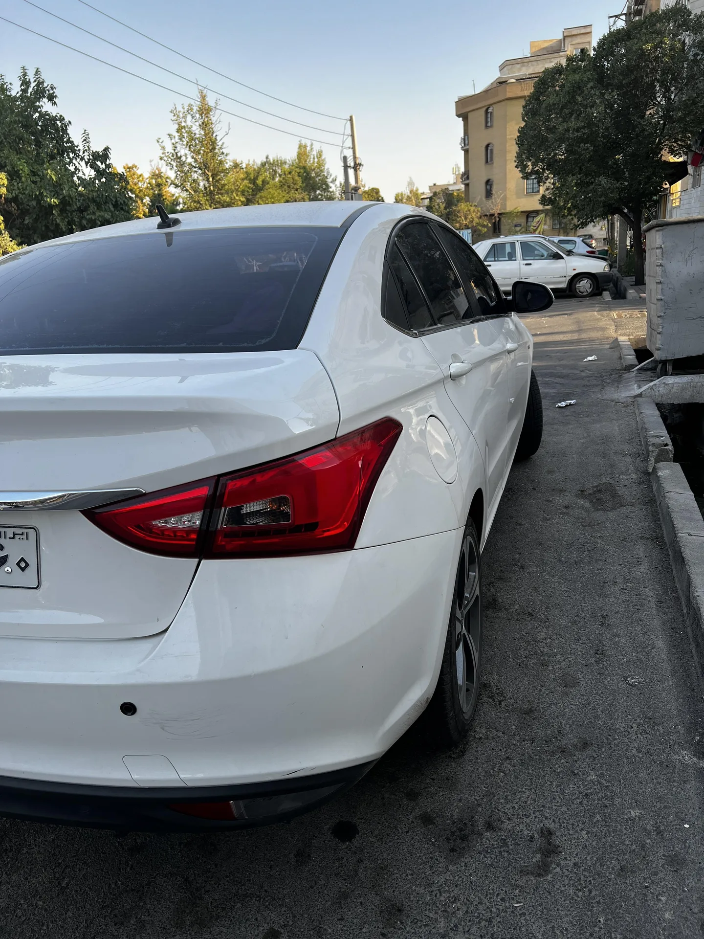 ام وی ام  آریزو 5ev 4