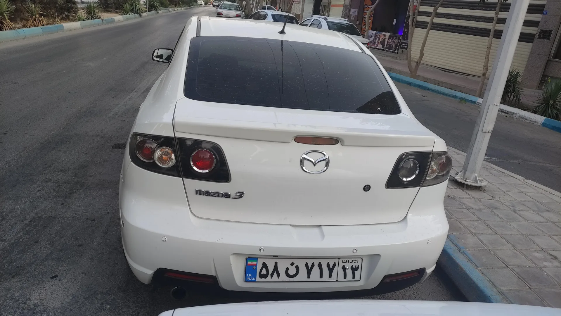 مزدا  3 قدیم 2