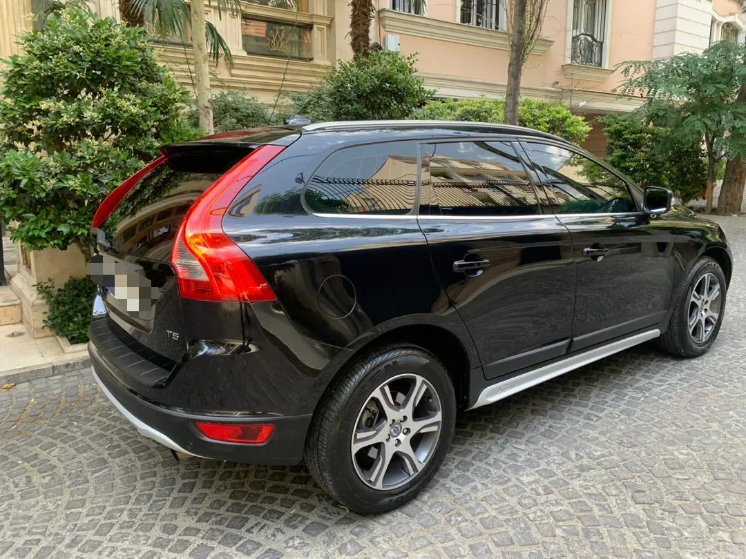 ولوو  XC60 2