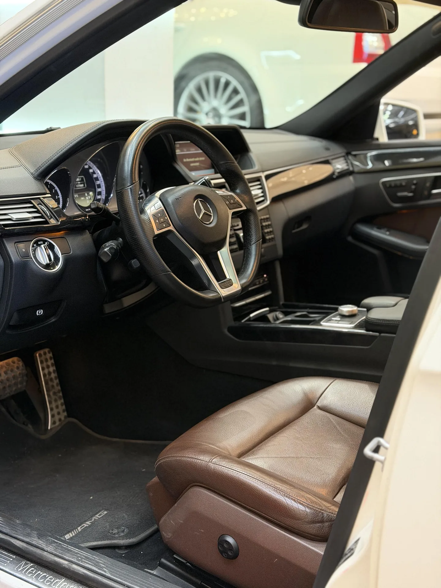 بنز  کلاس E 8
