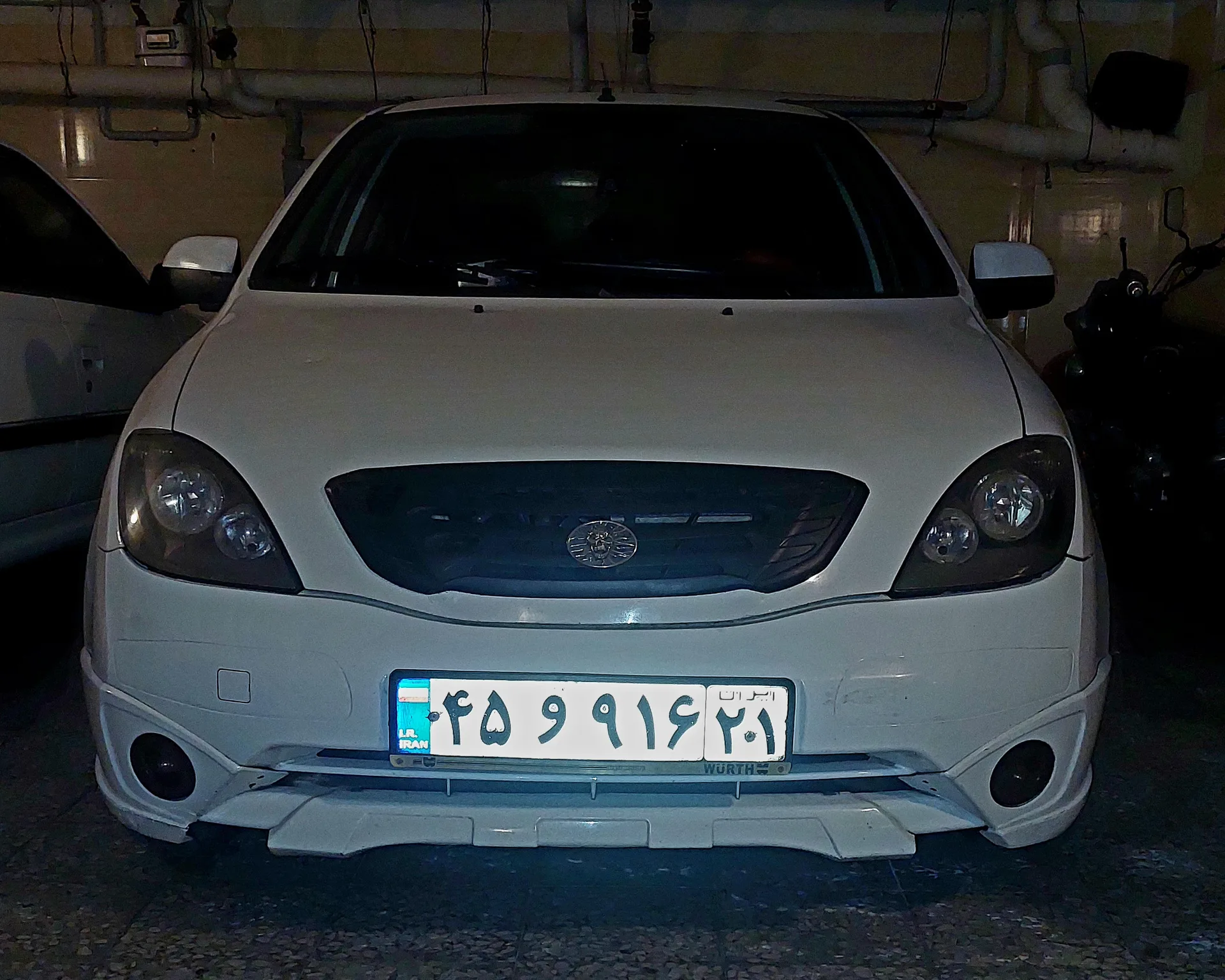 تیبا صندوق دار