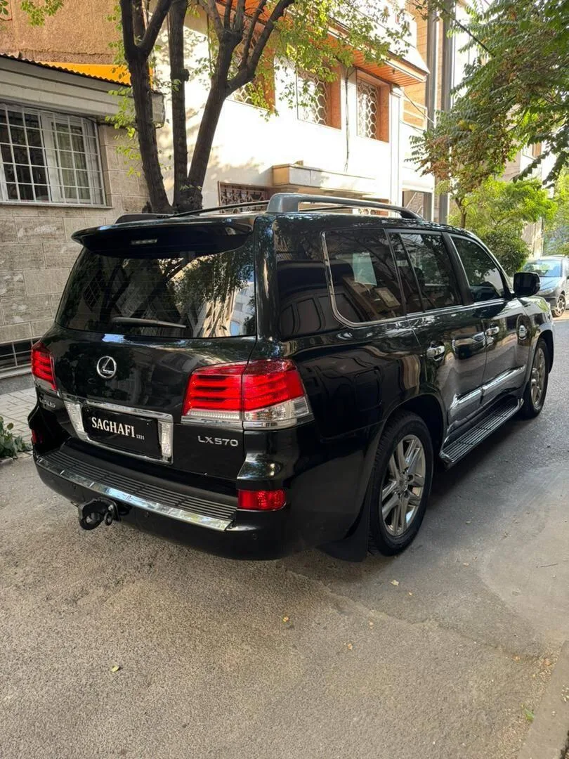 لکسوس  LX 6
