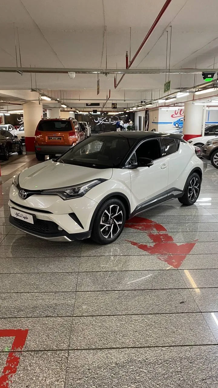 تویوتا C-HR