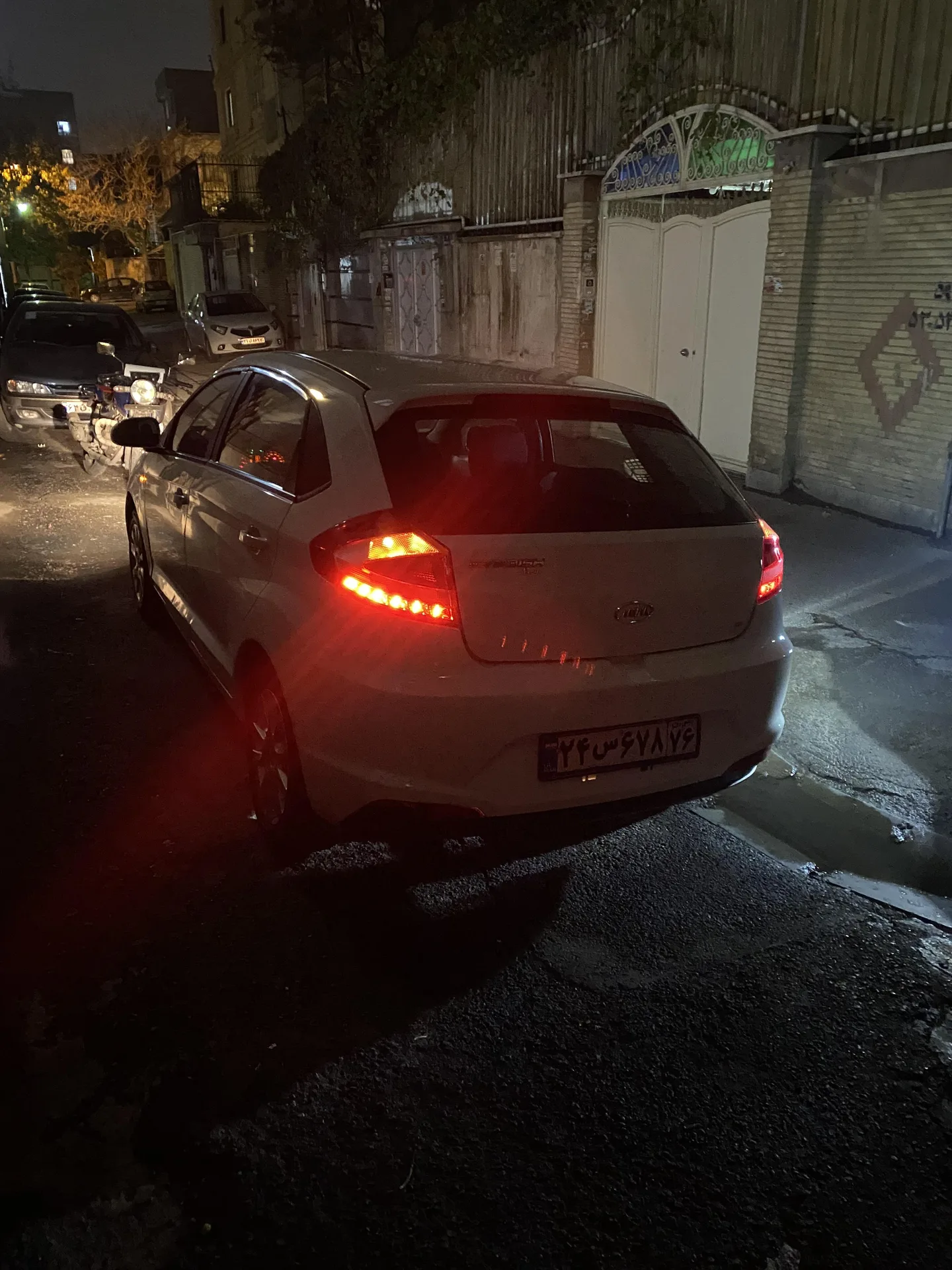 ام وی ام  315هاچ بک 3