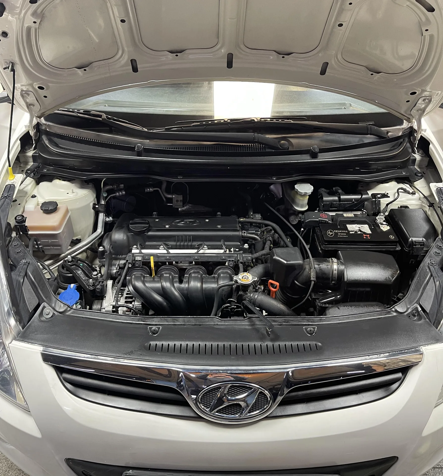 هیوندای  i20 4