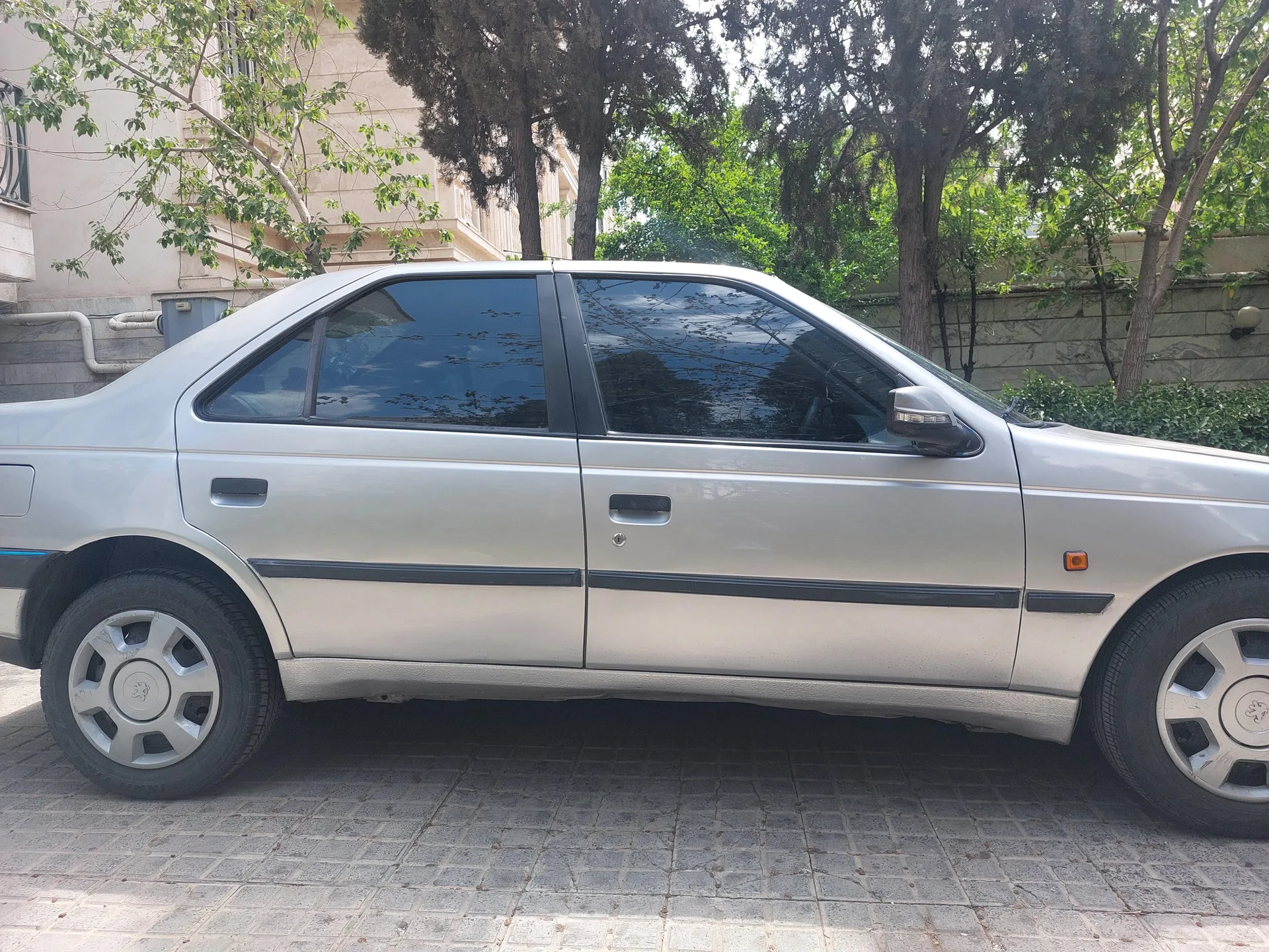 پژو  405 4