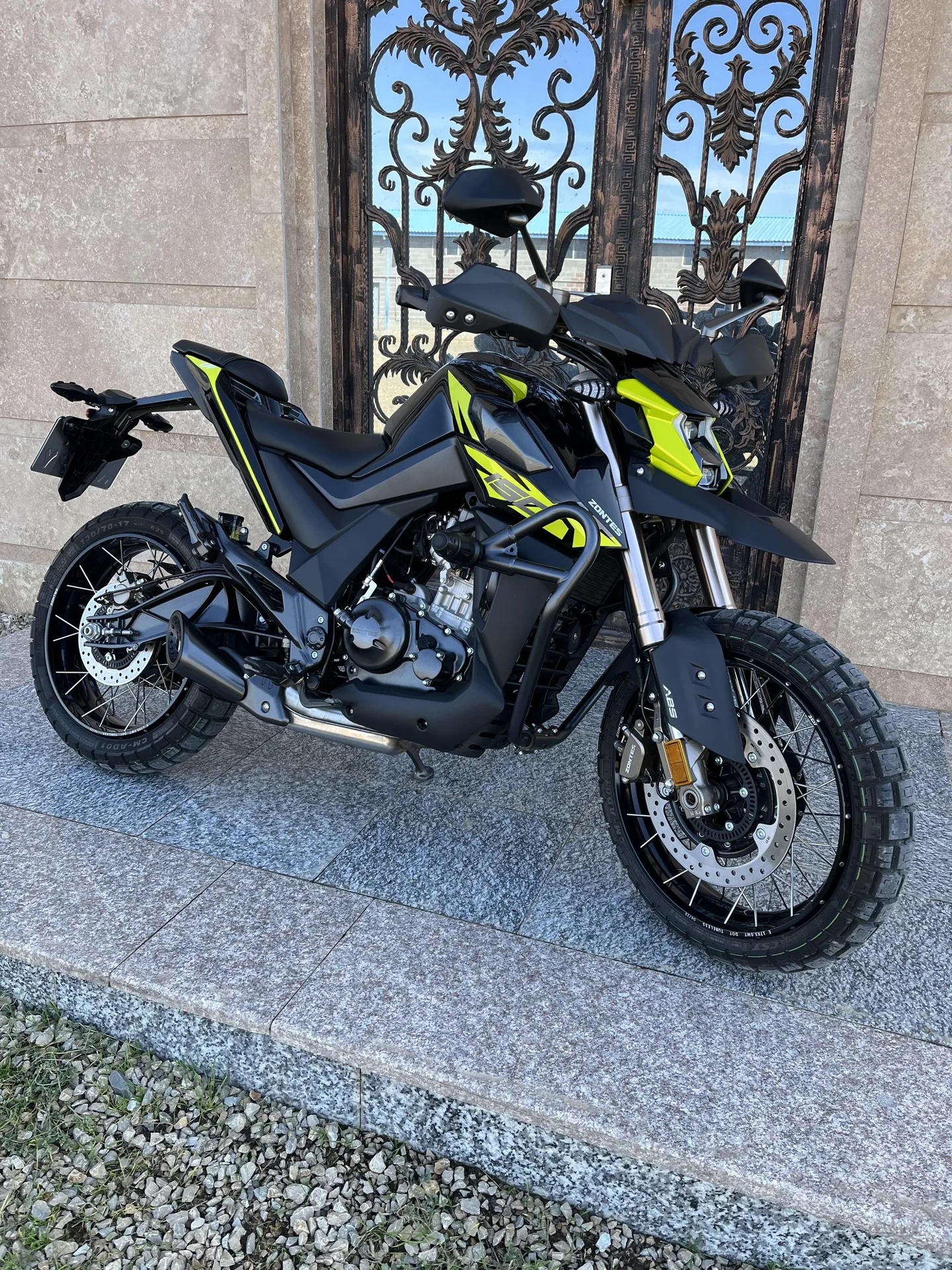 زونتس Z2 150 U1