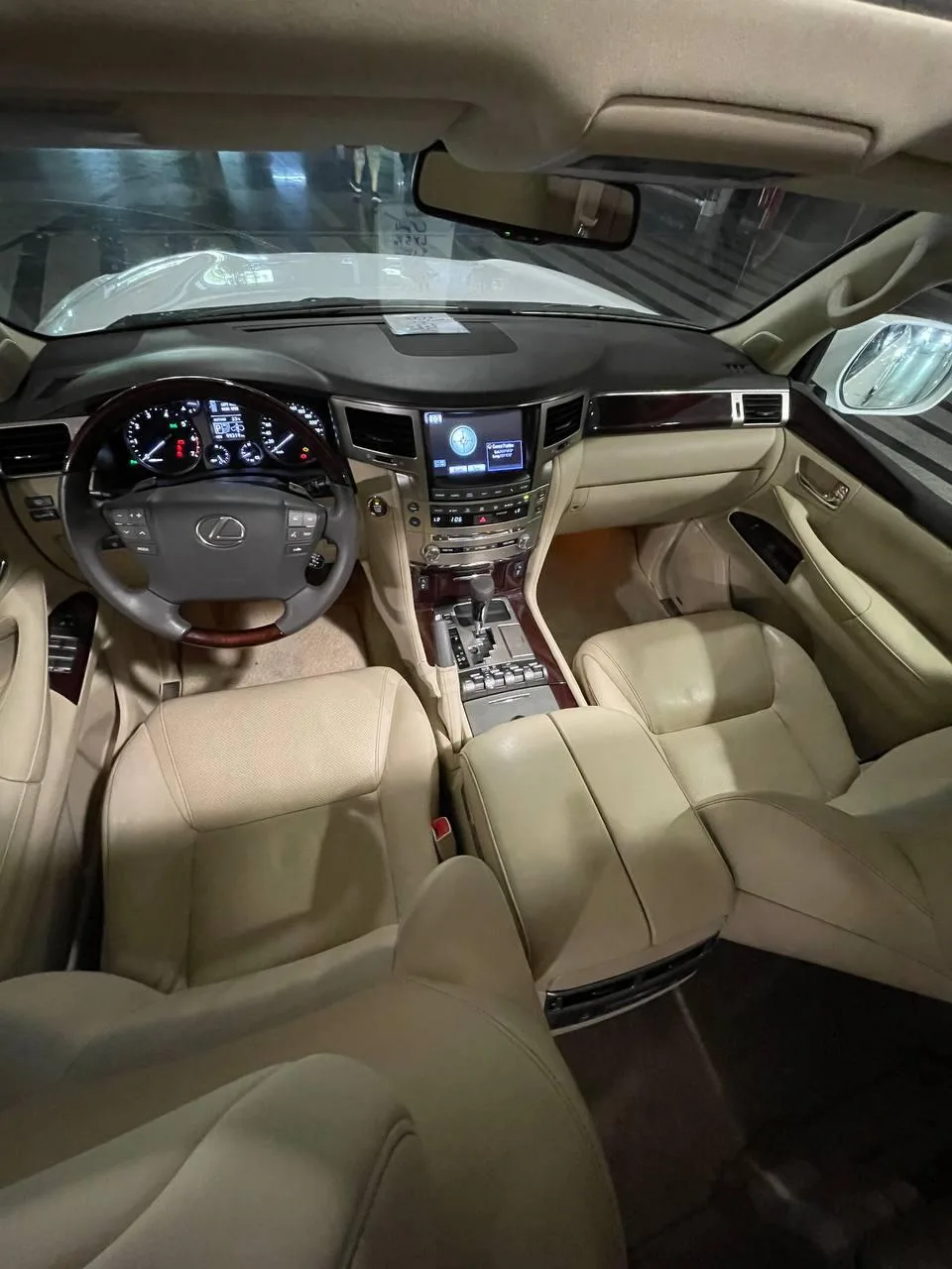 لکسوس  LX 4