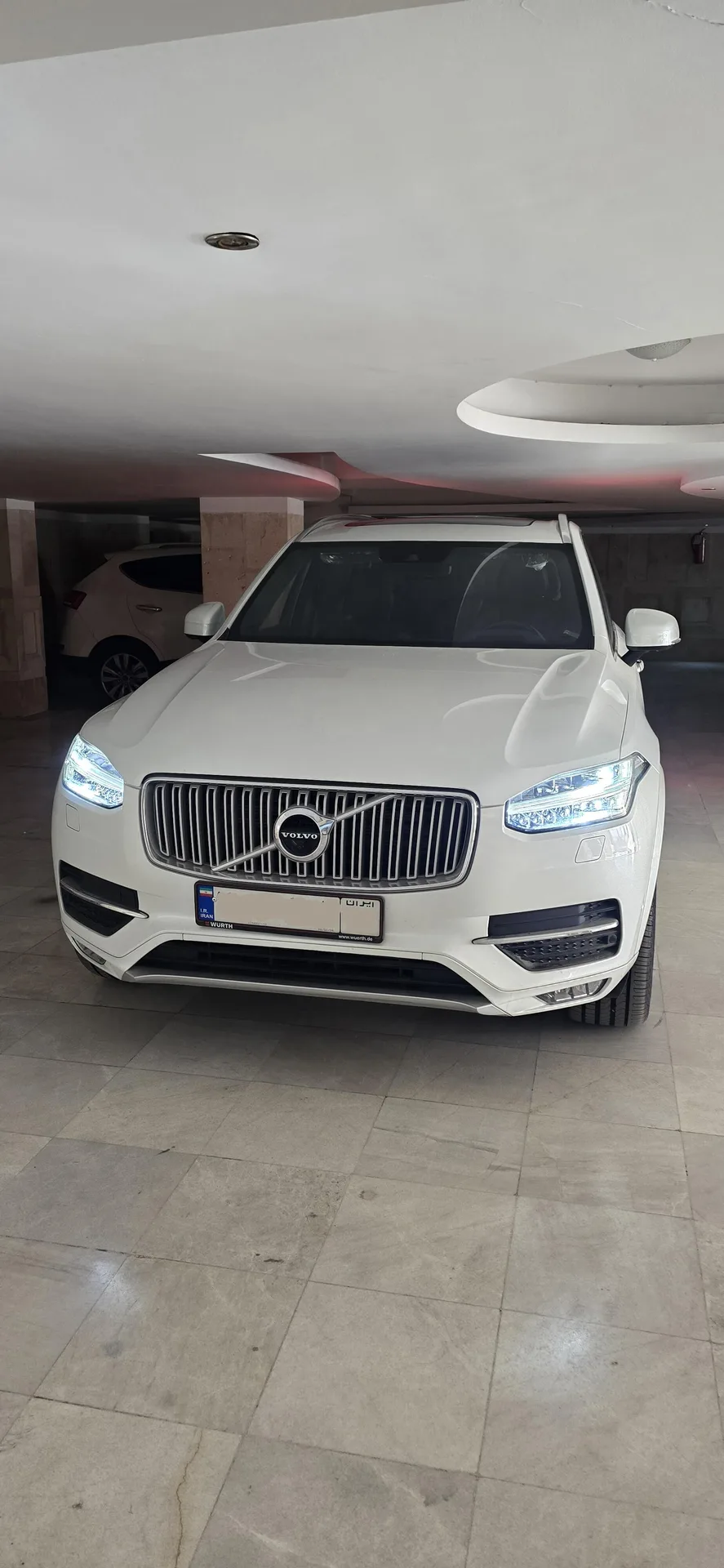 ولوو XC90