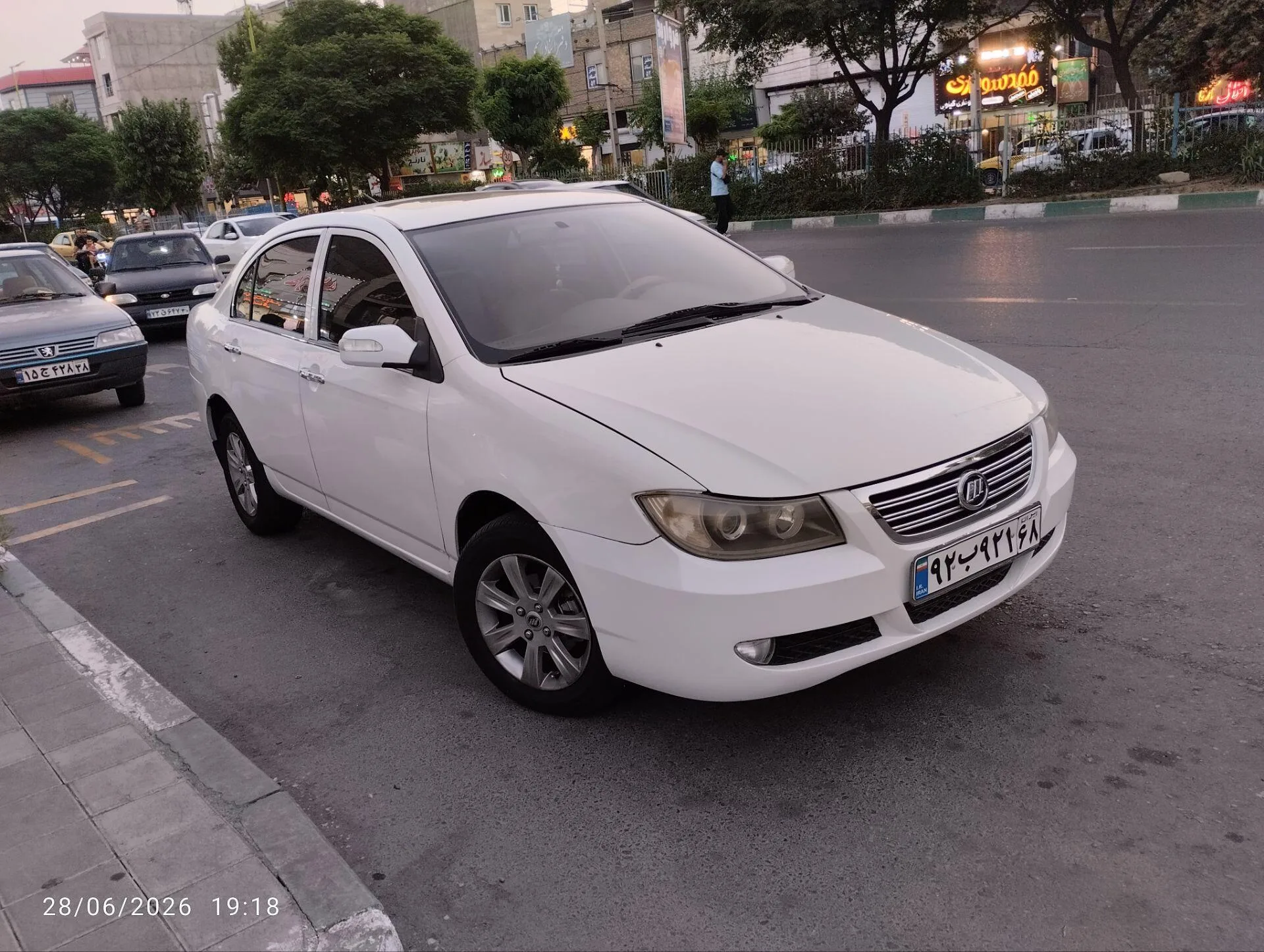 لیفان  620 2