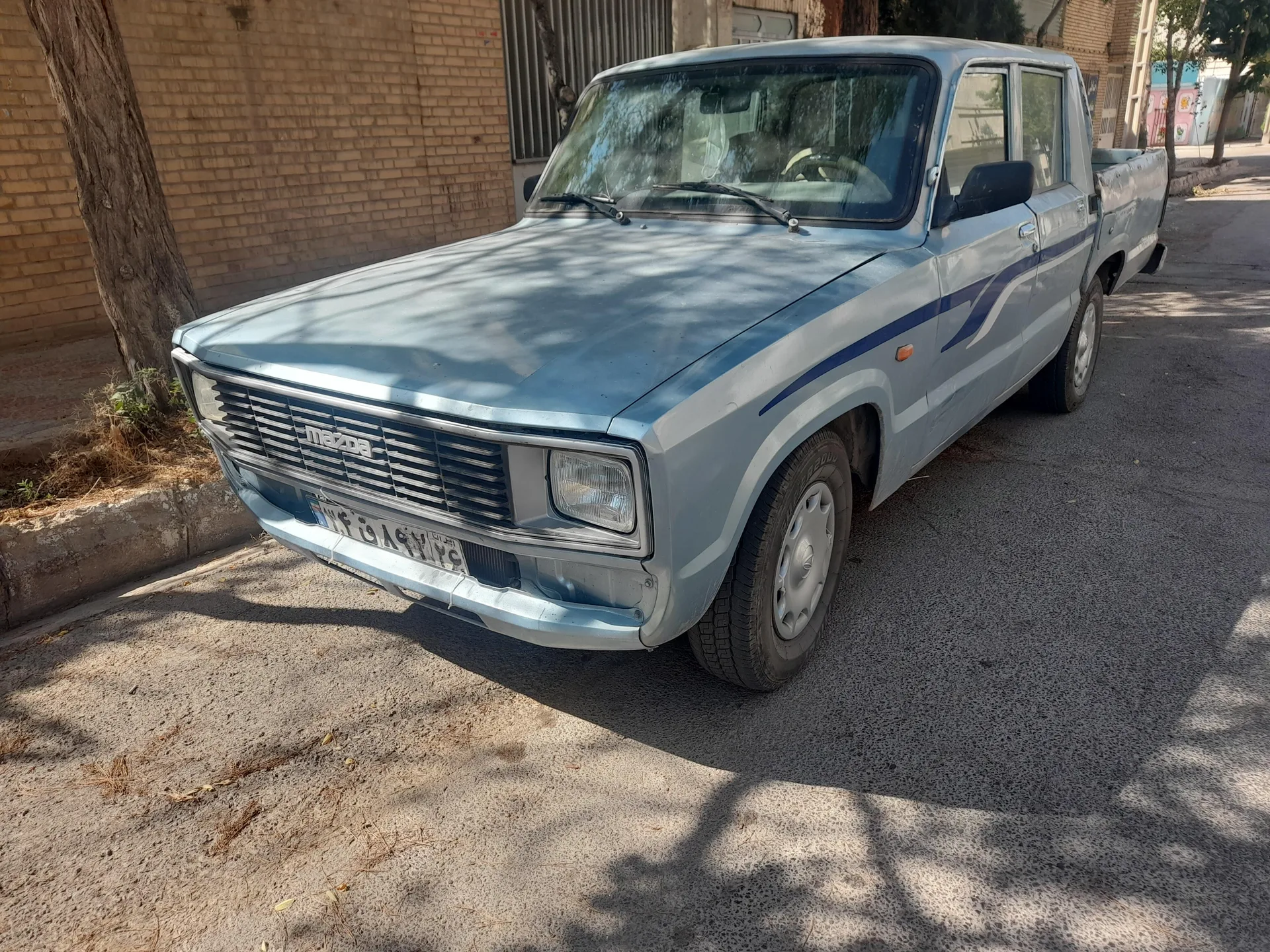 مزدا  وانت دوکابين 4