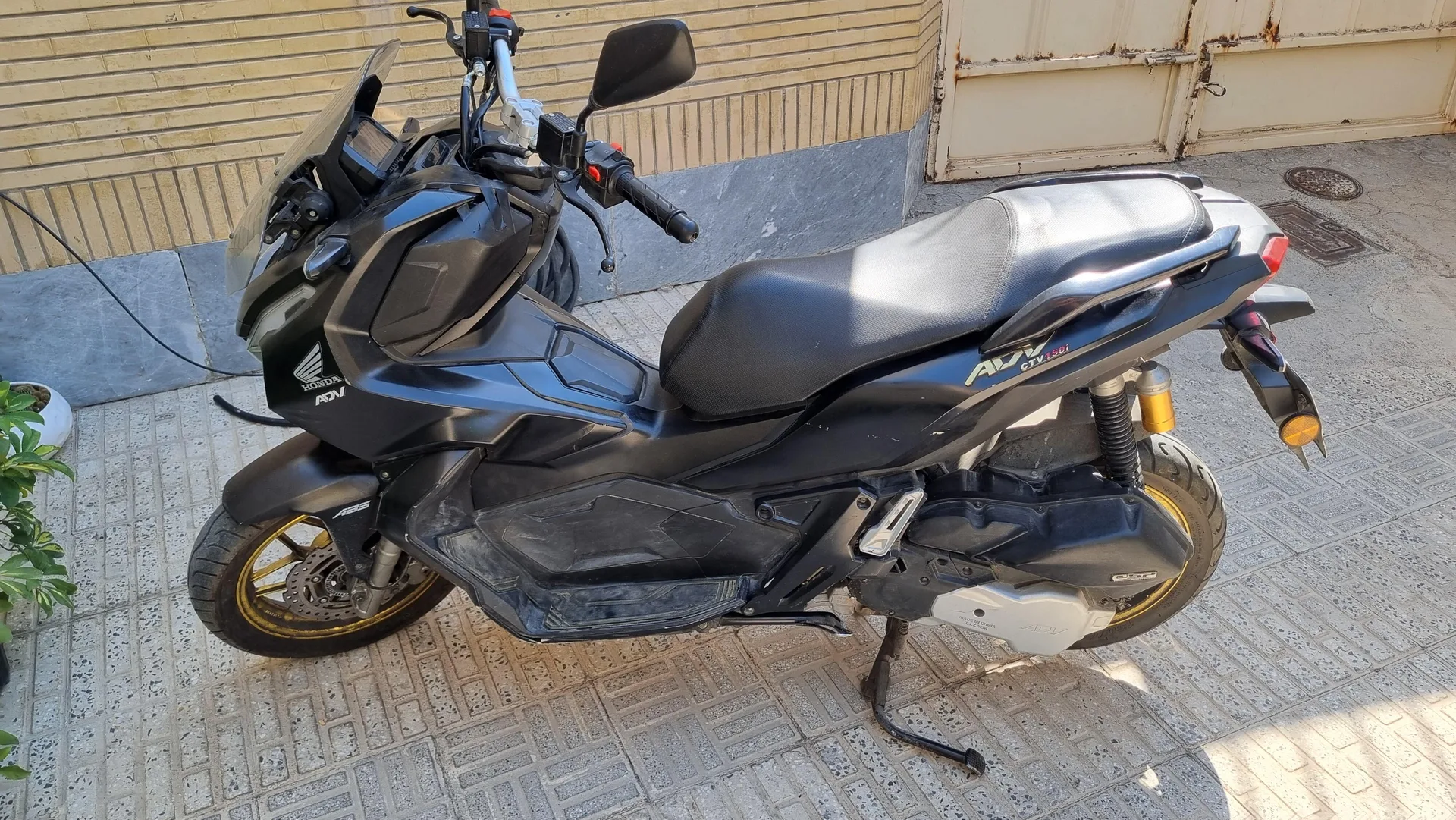 کبیر موتور  ADV 150i